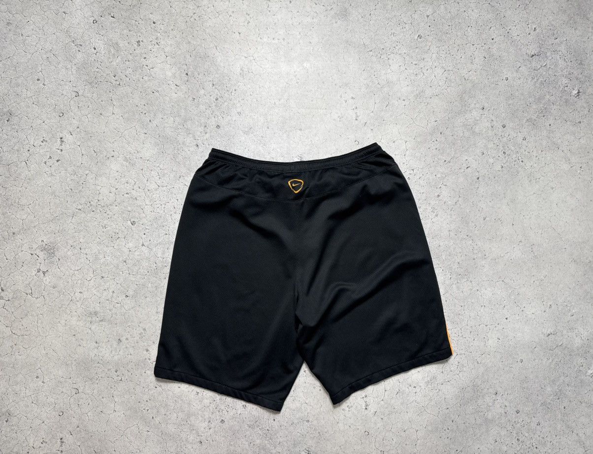 Nike Nike FC Galatasaray Vintage Football Black Shorts Soccer Size US 32 / EU 48 - 2 Thumbnail