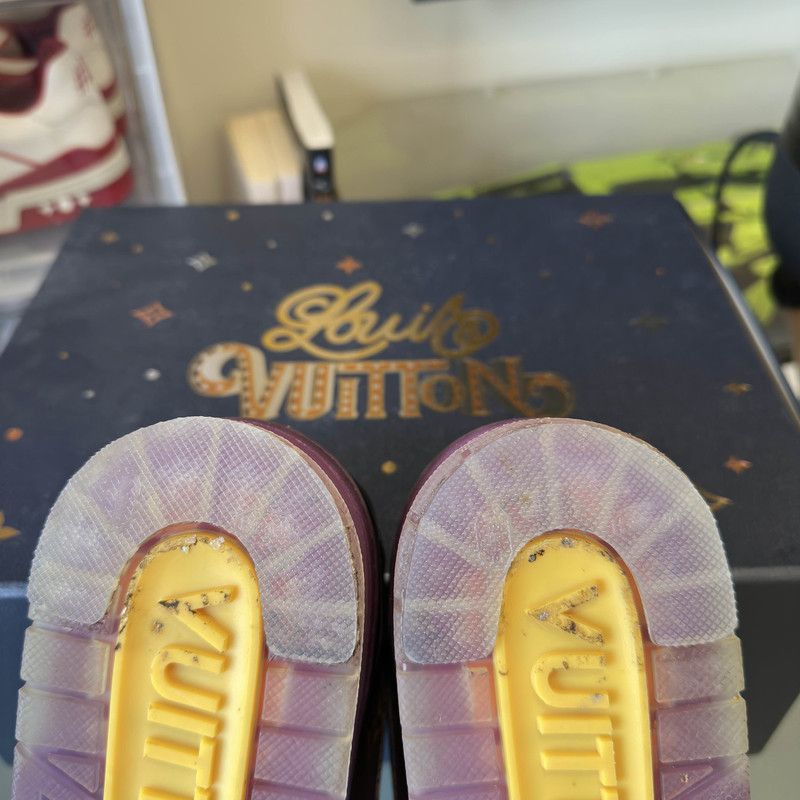Louis Vuitton Louis Vuitton Trainer Casual Sneakers in Lakers Colorway 00 Size US 9.5 / IT 39.5 - 4 Thumbnail