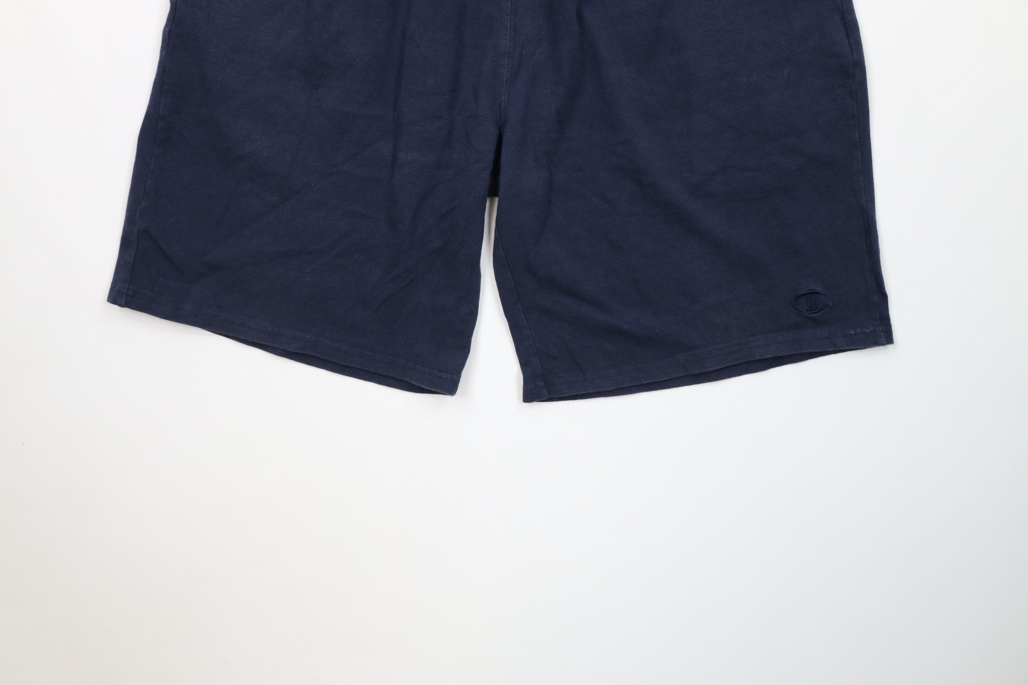 Champion Vintage 90s Champion Monochrome Above Knee Shorts Navy Blue Size US 32 / EU 48 - 4 Thumbnail