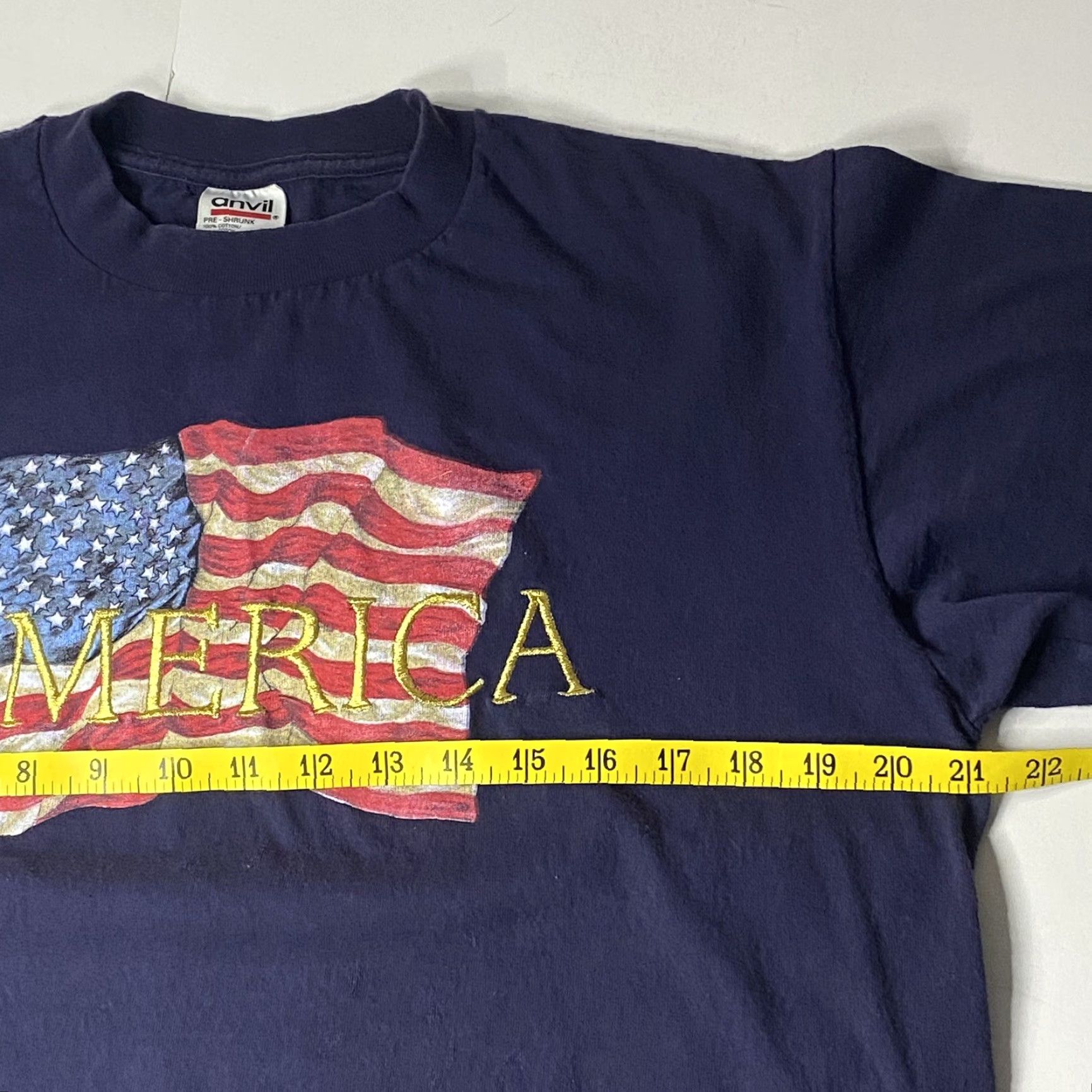 Anvil VTG Anvil USA Flag T-Shirt Men’s Embroidered Spell Out Single Stitch L Blue 1990s Sportswear/Beach Size US L / EU 52-54 / 3 - 6 Thumbnail