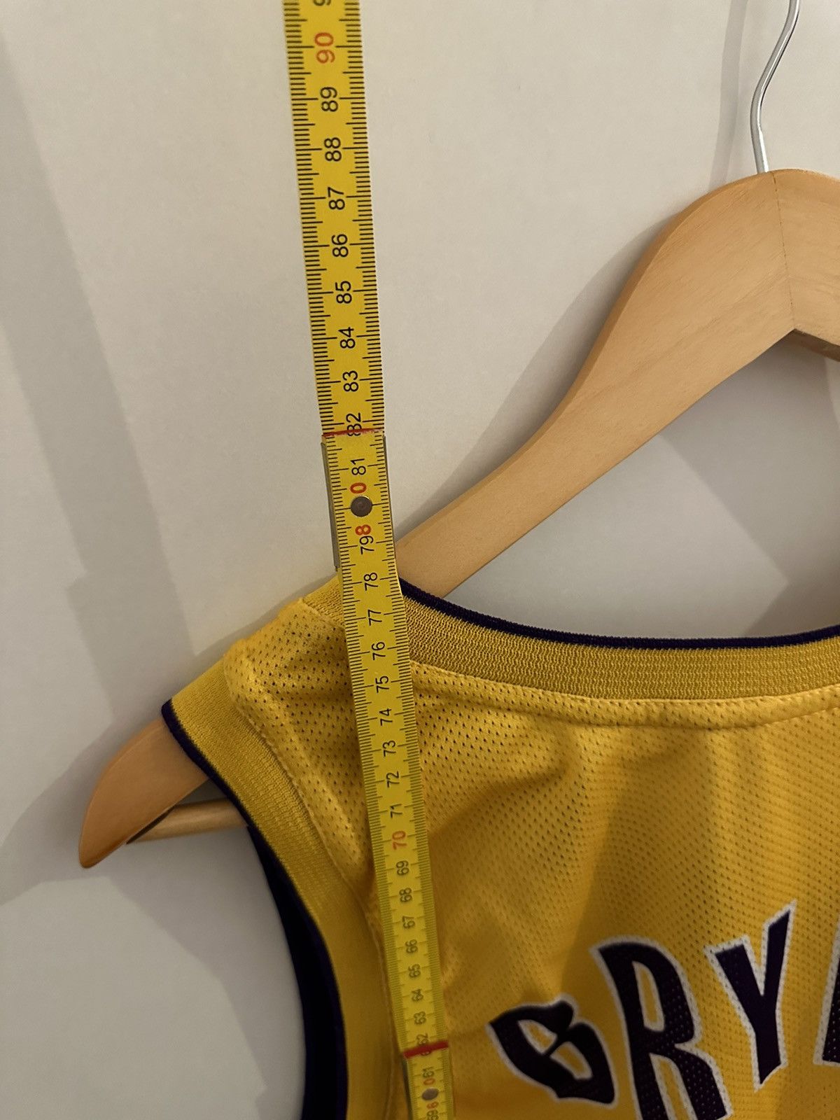 Champion Champion Jersey Los Angeles Lakers Size M NBA Kobe Bryant 24 Size US M / EU 48-50 / 2 - 12 Thumbnail
