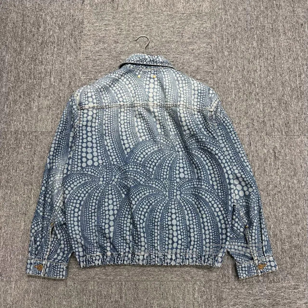 Louis Vuitton louis vuitton dotted denim jacket. Size US L / EU 52-54 / 3 - 2 Thumbnail