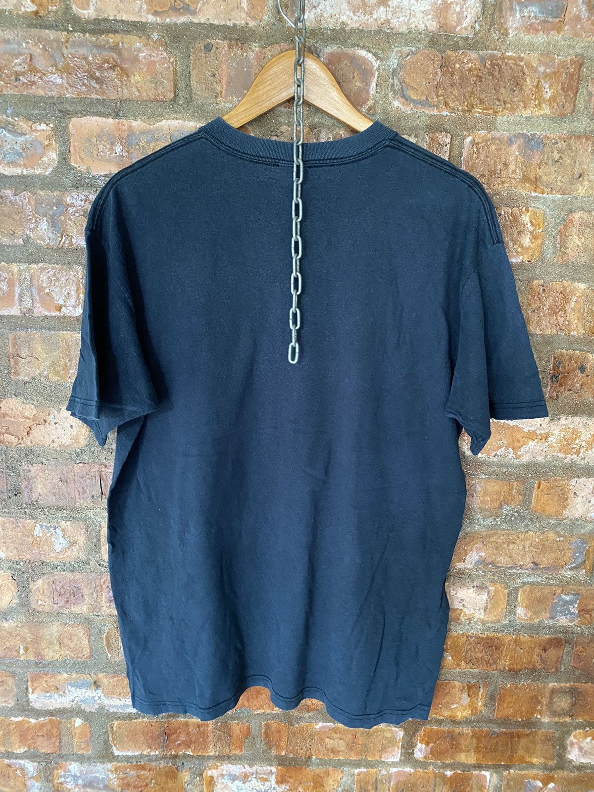 Vintage 1990s Skull and Cross bones Anvill tee Size US L / EU 52-54 / 3 - 10 Thumbnail