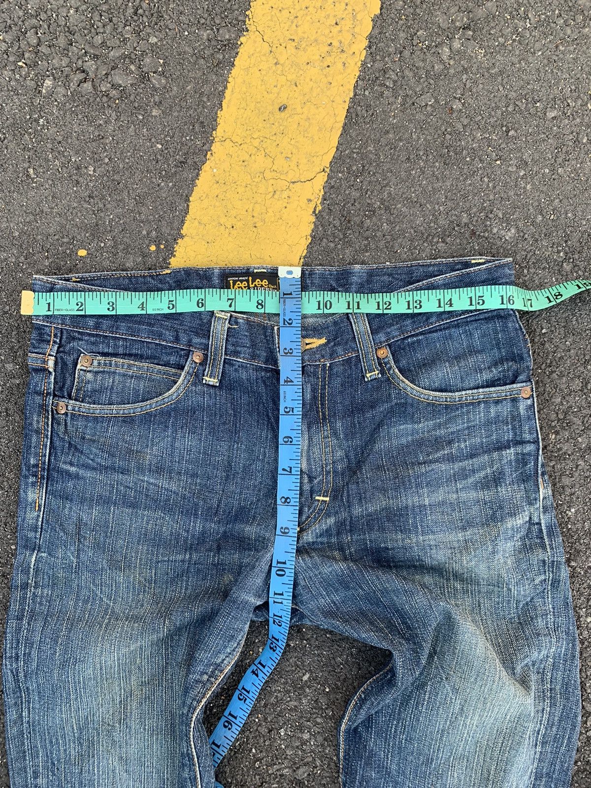 Lee Flare Lee Rider & faded blue. Size US 32 / EU 48 - 9 Thumbnail