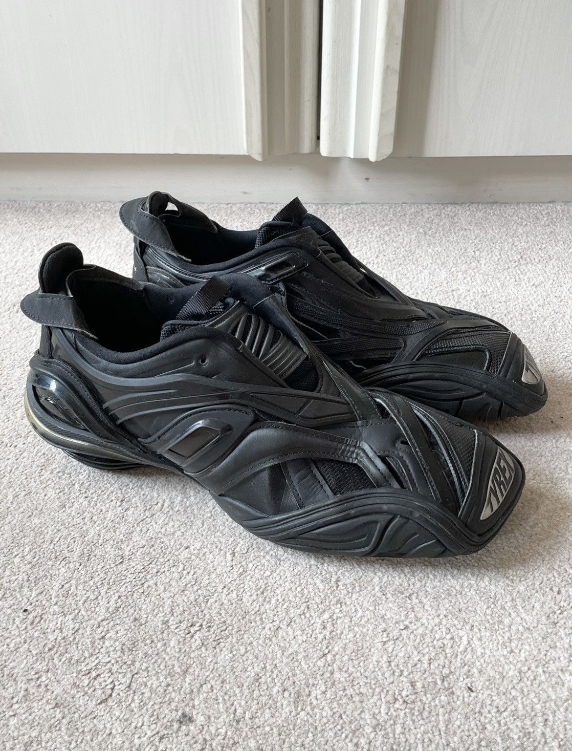 Balenciaga Balenciaga Tyrex Sneakers Black (44) | Grailed Balenciaga Balenciaga Tyrex Sneakers Black (44) | Grailed