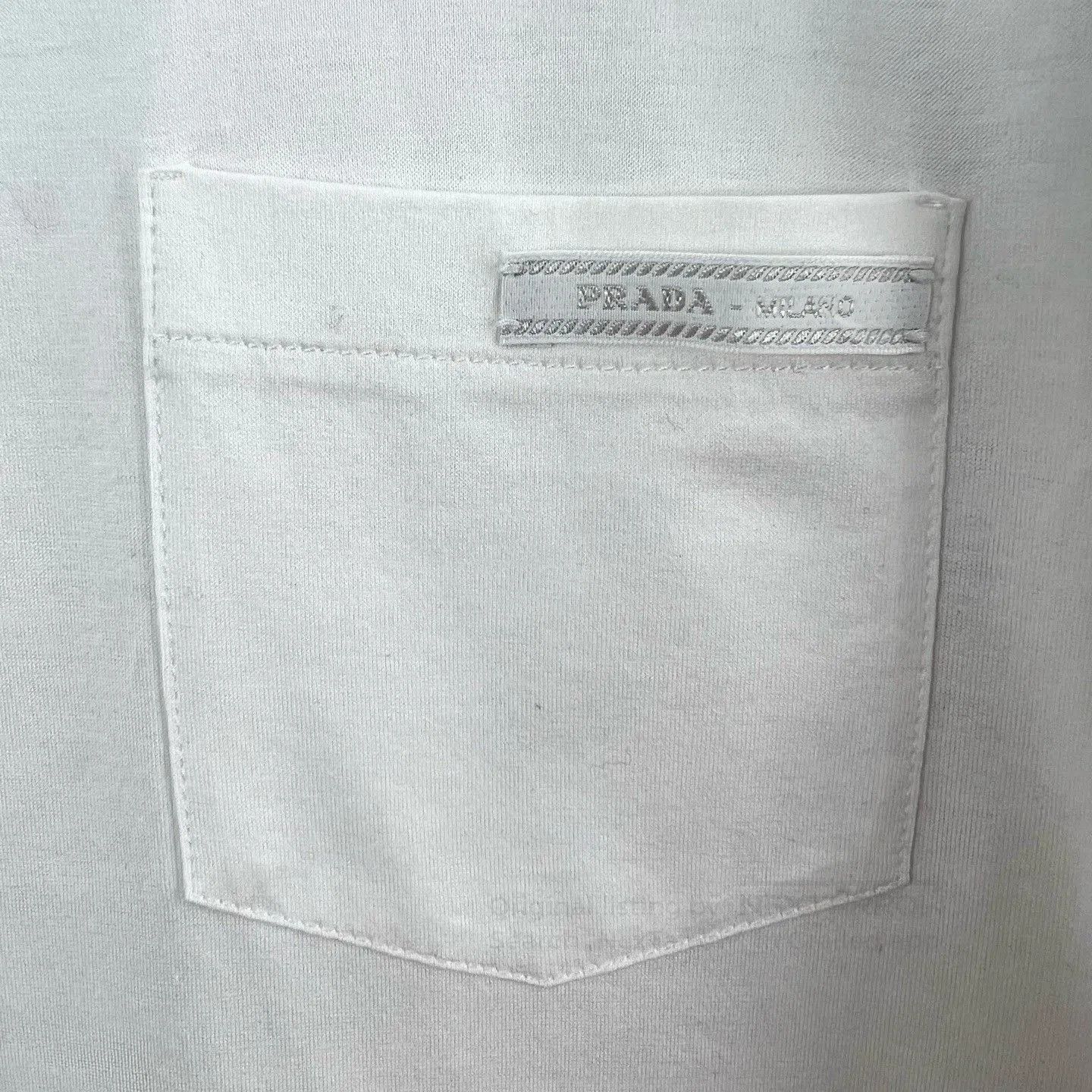 Prada Prada White Pocket Logo Casual T-Shirt. Size US L / EU 52-54 / 3 - 6 Thumbnail