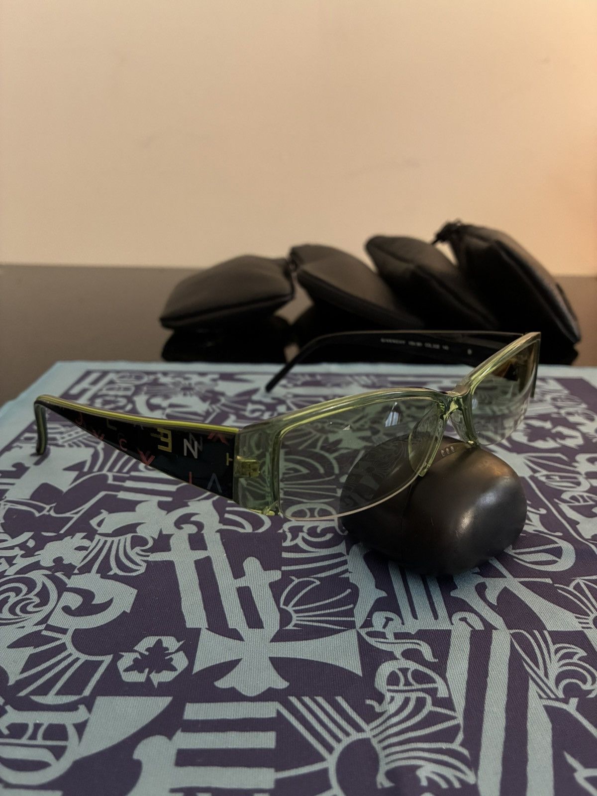 Givenchy Givenchy Retro Chiq Sunglasses Size ONE SIZE - 1 Thumbnail