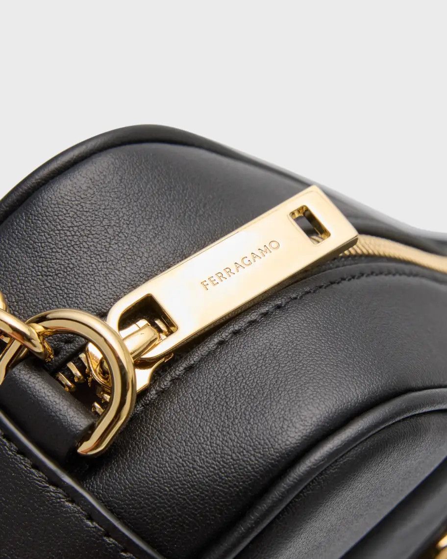 Salvatore Ferragamo o1s1rm0924 Size: OS / CC Embosse Crossbody Bag in Black Size ONE SIZE - 6 Thumbnail