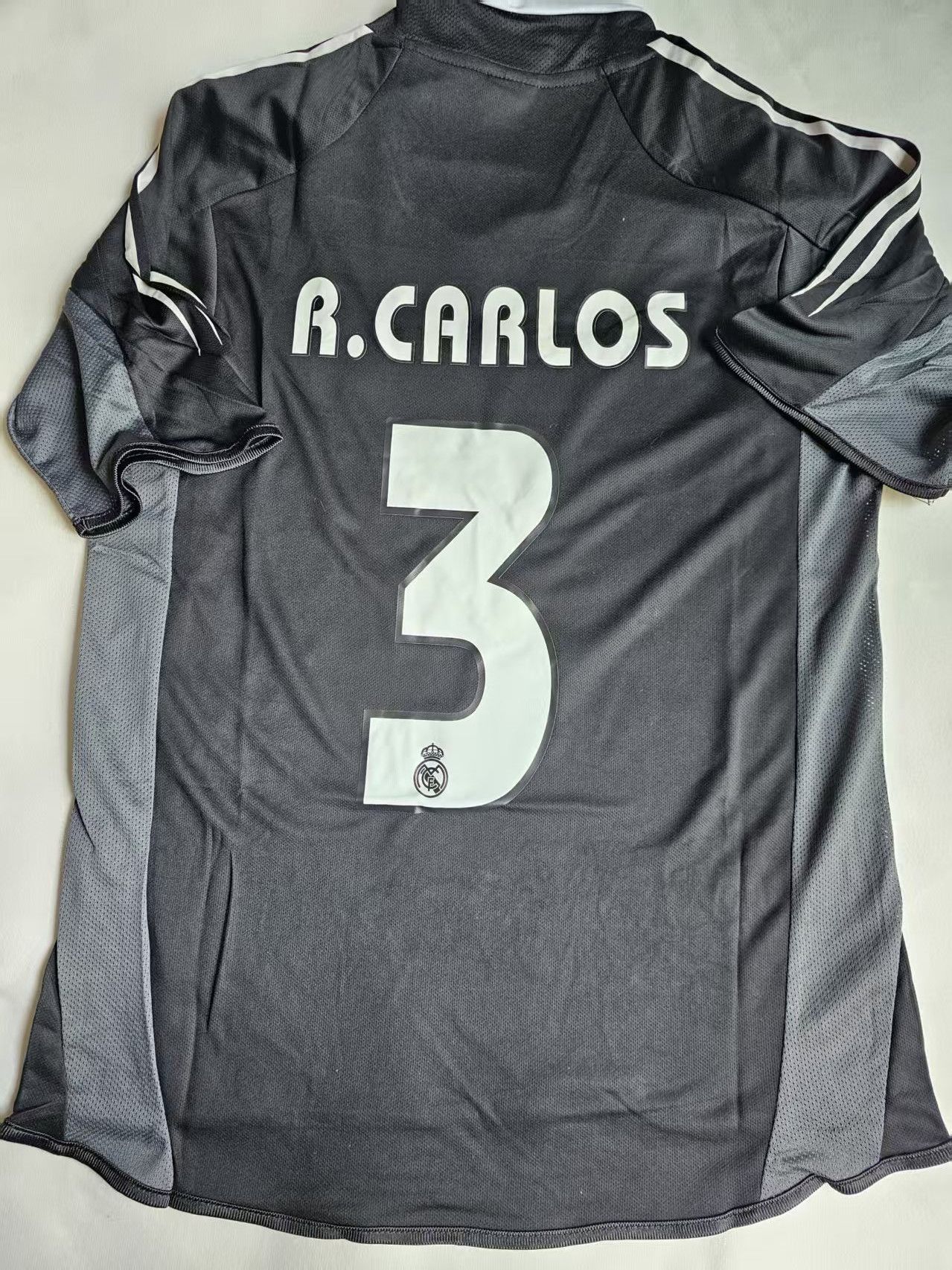 Other Real Madrid #3 Roberto Carlos Jersey Size US XXL / EU 58 / 5 - 1 Thumbnail