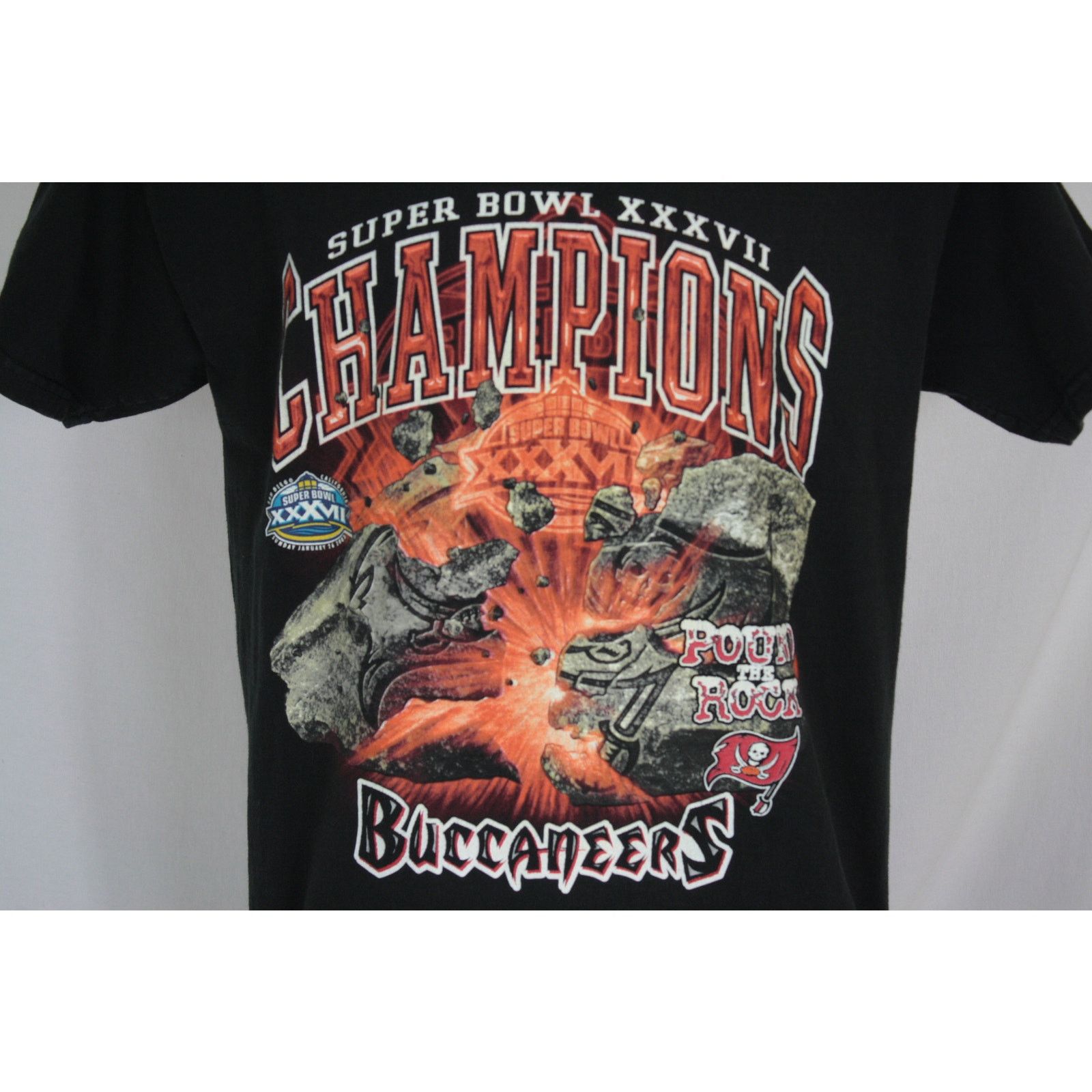 Lee × Vintage Vintage Lee Buccaneers Super Bowl Champions Pound Rock Shirt Size US L / EU 52-54 / 3 - 2 Thumbnail