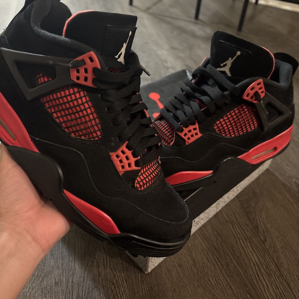 Jordan Brand AIR JORDAN 4 RED THUNDER Size US 10 / EU 43 - 1 Thumbnail