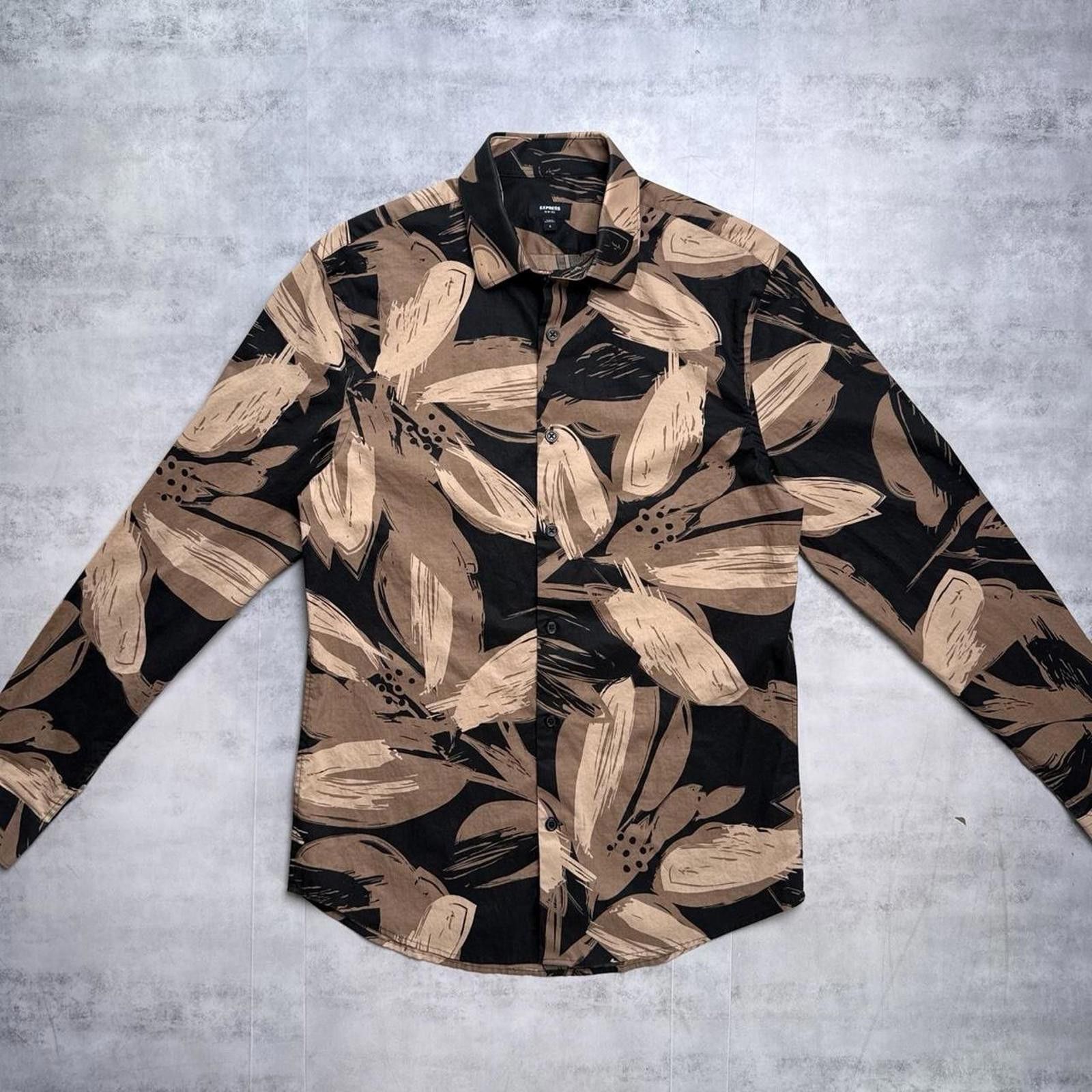 Express Y2K Express 00s Button Up Long sleeve leopard print shirt Size US S / EU 44-46 / 1 - 1 Thumbnail