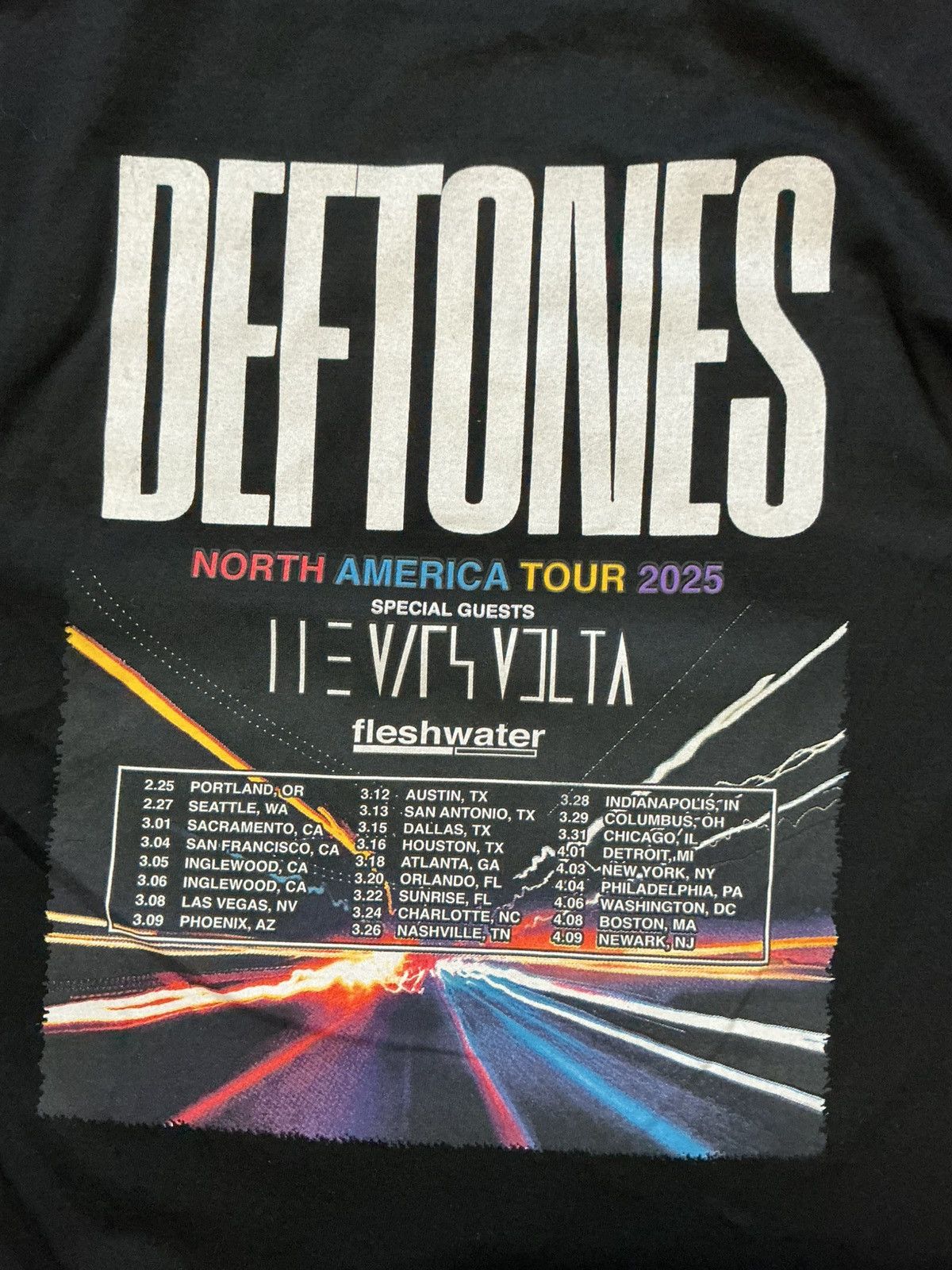 Band Tees Deftones North American Tour 2025 Metal Band T-Shirt Size US L / EU 52-54 / 3 - 7 Thumbnail