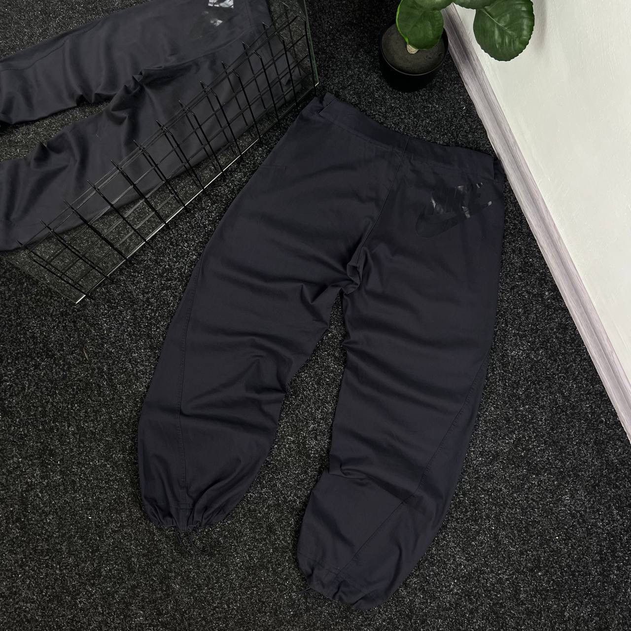 Nike Women Y2k Nike Vintage Baggy Parachute Mini Swoosh Joggers Size 32" / US 10 / IT 46 - 1 Thumbnail