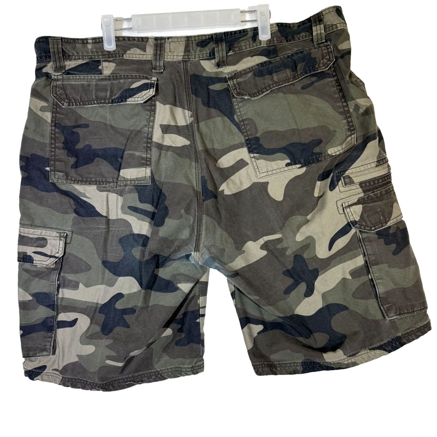 Vintage VINTAGE Lincoln Outfitters Cargo Shorts Mens 42 Green Camo 100 Percent Cotton Utility Size US 42 / EU 58 - 6 Thumbnail