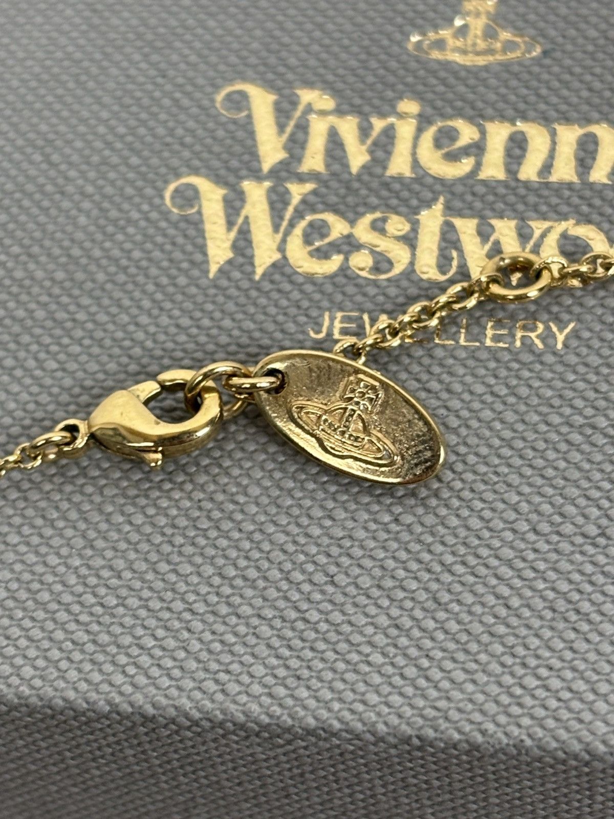 Vivienne Westwood Vivienne Westwood Simone Bas Relief Mini Necklace Gold Size ONE SIZE - 7 Thumbnail