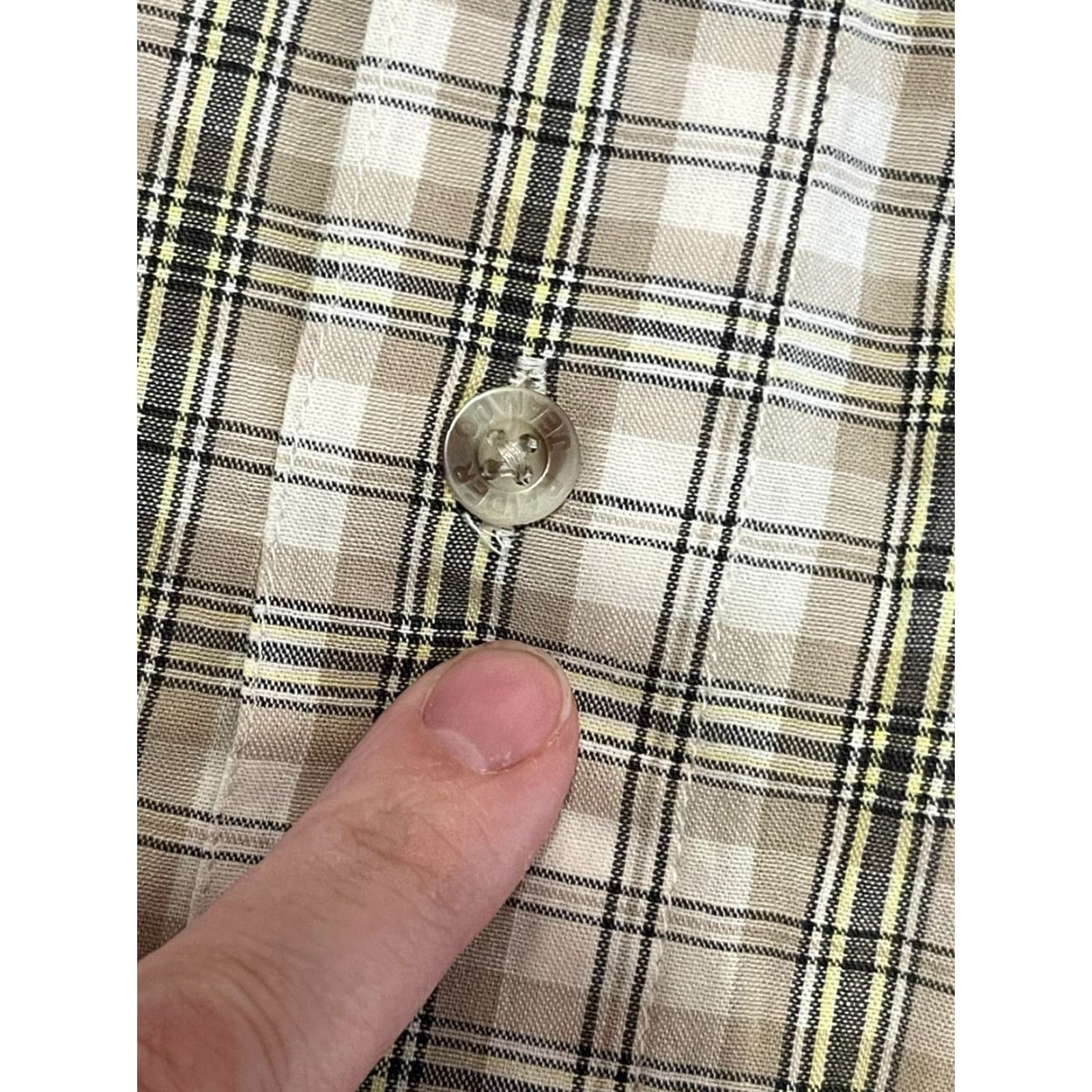 Vintage VINTAGE? Raider Shirt, Men's Size Medium? White Tan, Plaid, Button Up, Short Sleeve Size US M / EU 48-50 / 2 - 5 Thumbnail