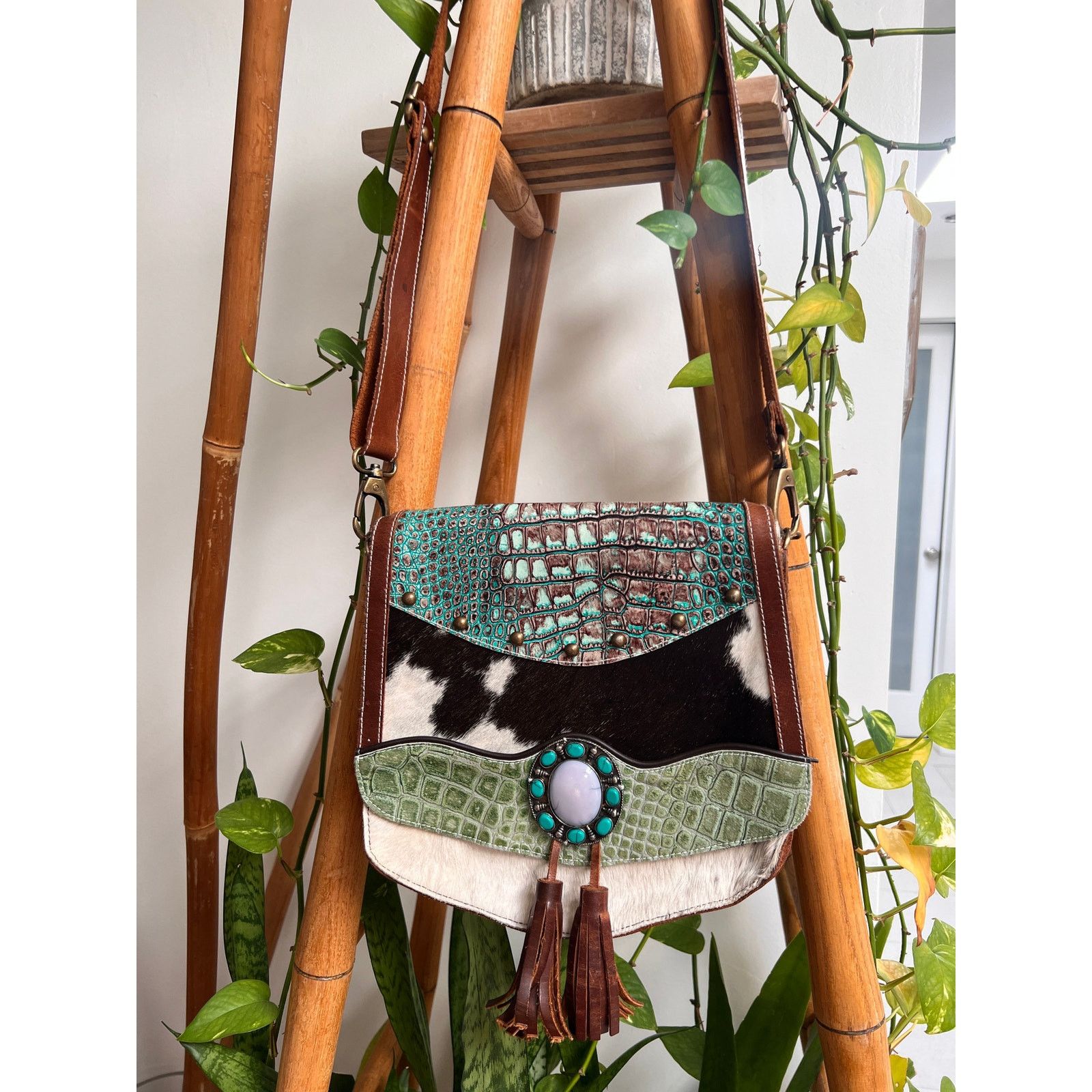 Other Vintage Cowhide Leather Bag with Turquoise Stones Size ONE SIZE - 2 Thumbnail