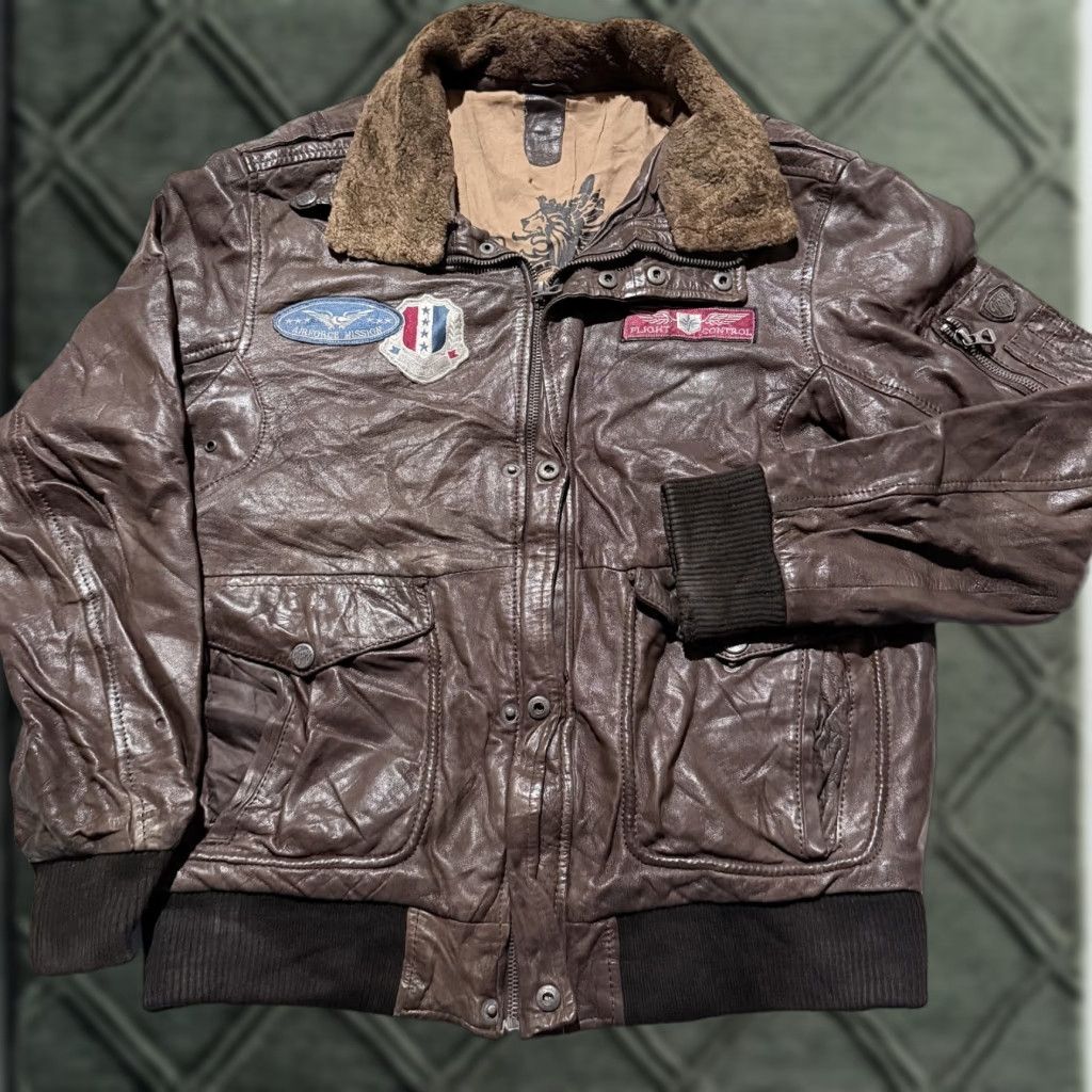 Vintage VINTAGE Gipsy Leather Flight Aviator Jacket Brown Men Medium Brown Military Patches Jacket Size US M / EU 48-50 / 2 - 1 Thumbnail