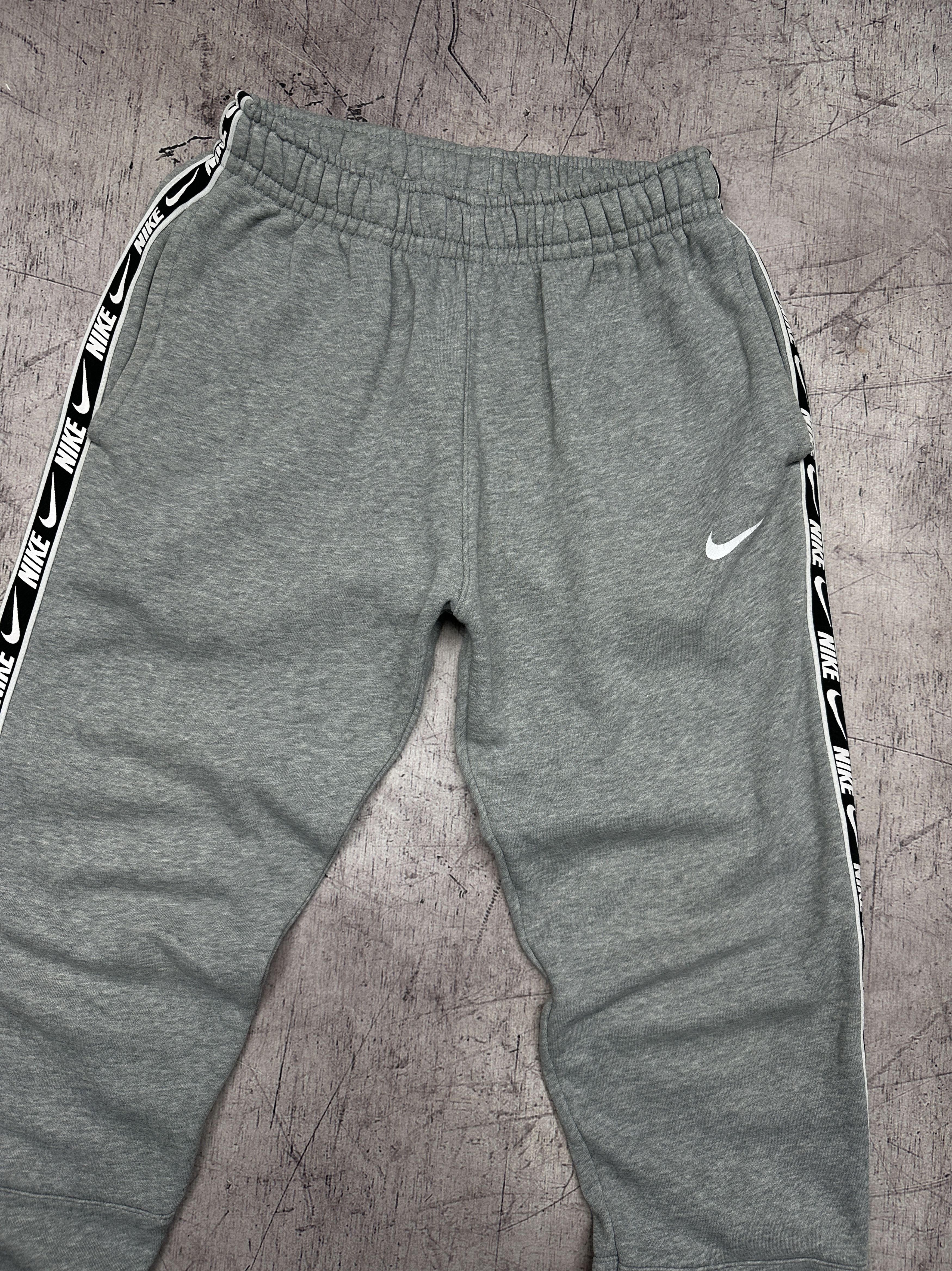 Nike Nike Vintage Mens Sweatpants Track Pants Size US 30 / EU 46 - 2 Thumbnail