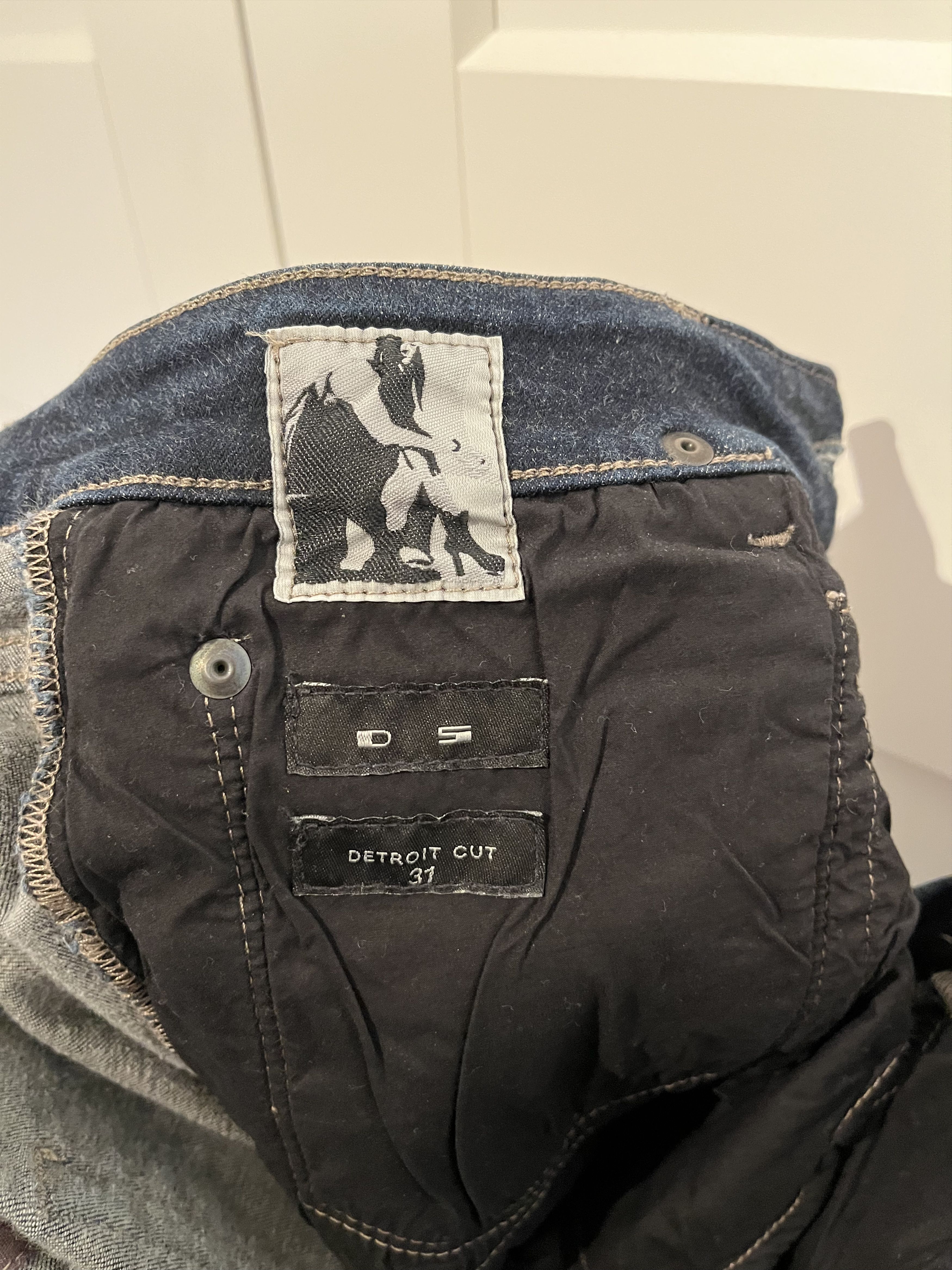 Rick Owens Drkshdw Detroit Cut Denim in Dark Blue / Navy / DU16F8350-SBD Size US 31 - 4 Thumbnail