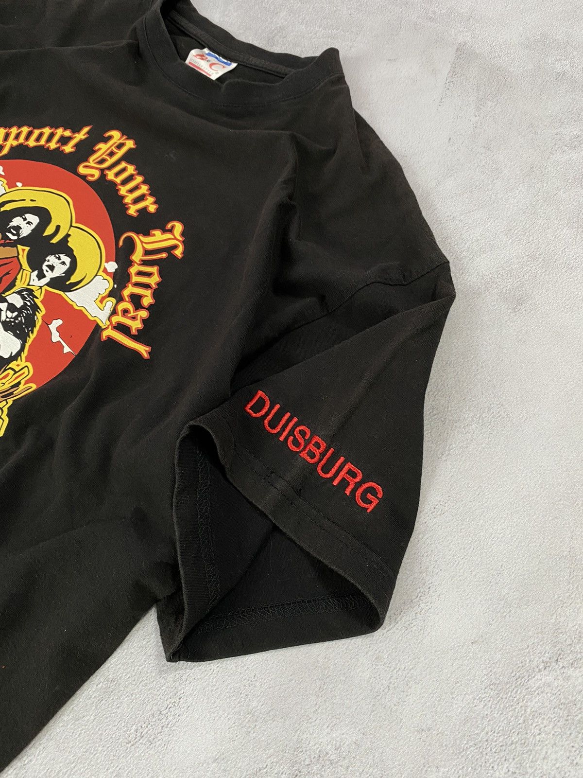 Band Tees Vintage 90s T-Shirt Red ₴ Gold Support Your Local Size US XL / EU 56 / 4 - 3 Thumbnail