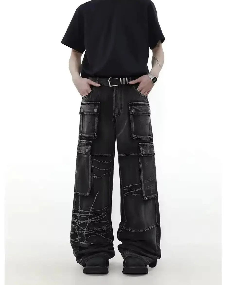 Japanese Brand Y2K Vintage Streetwear Distressed Baggy Cargo Jeans Size US 32 / EU 48 - 1 Thumbnail