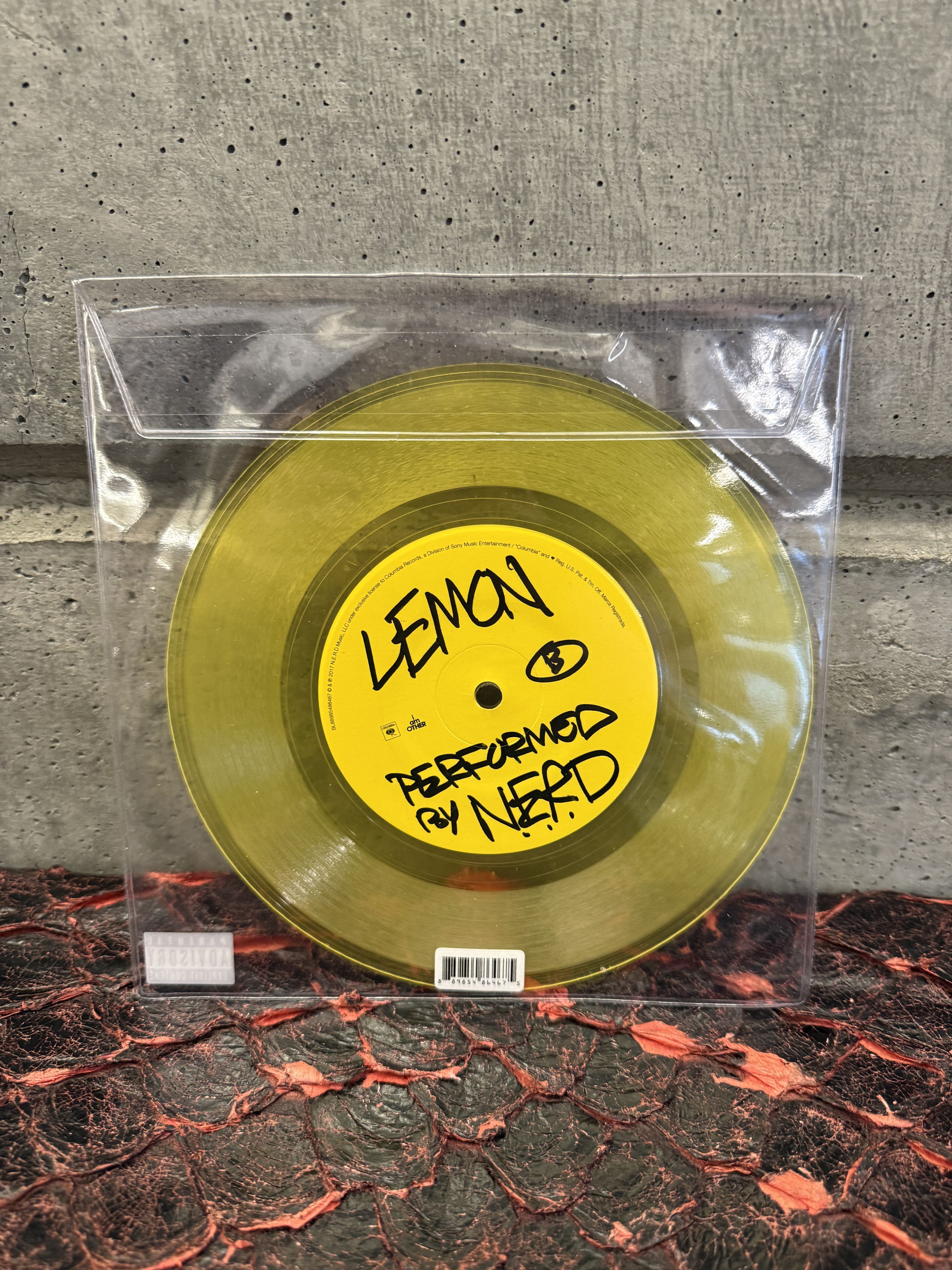 Rihanna Lemon [Single] by N.E.R.D/Rihanna (Vinyl, Dec-2017) Size ONE SIZE - 2 Thumbnail