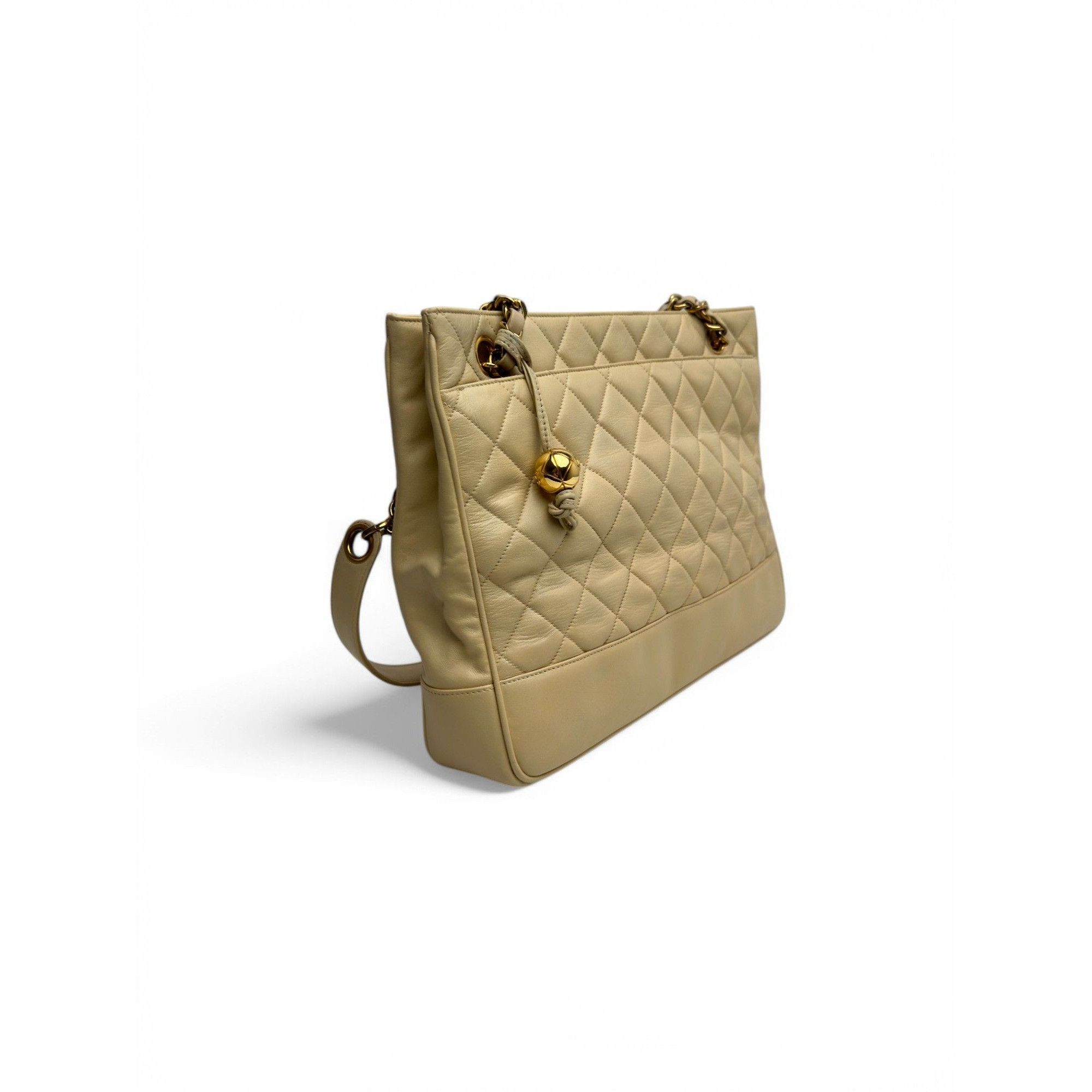 Chanel Chanel Beige Quilted Lambskin Size ONE SIZE - 2 Thumbnail