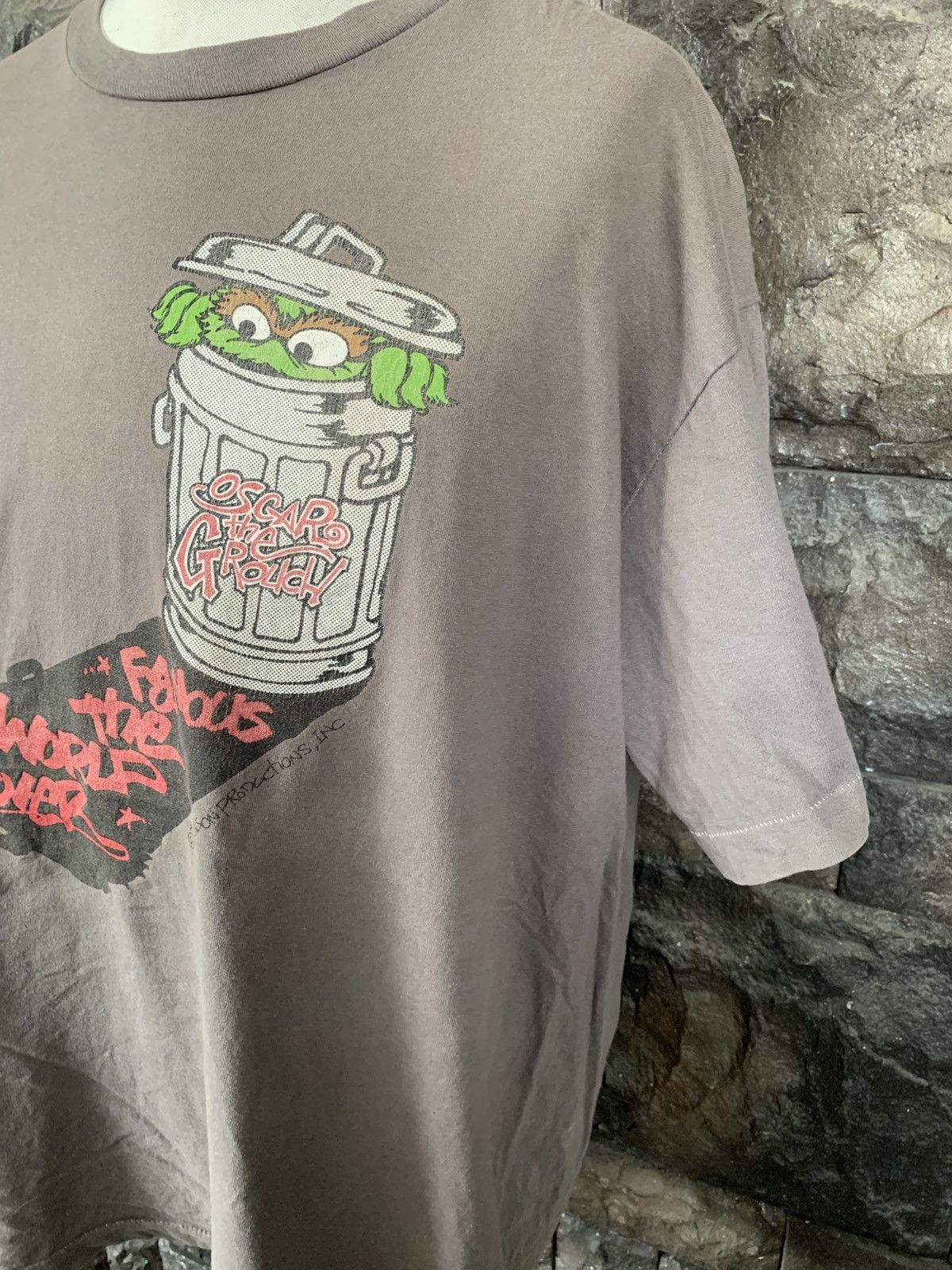 Vintage Vintage 90s Sesame Street Graffiti Graphics T shirt Size US XL / EU 56 / 4 - 4 Thumbnail
