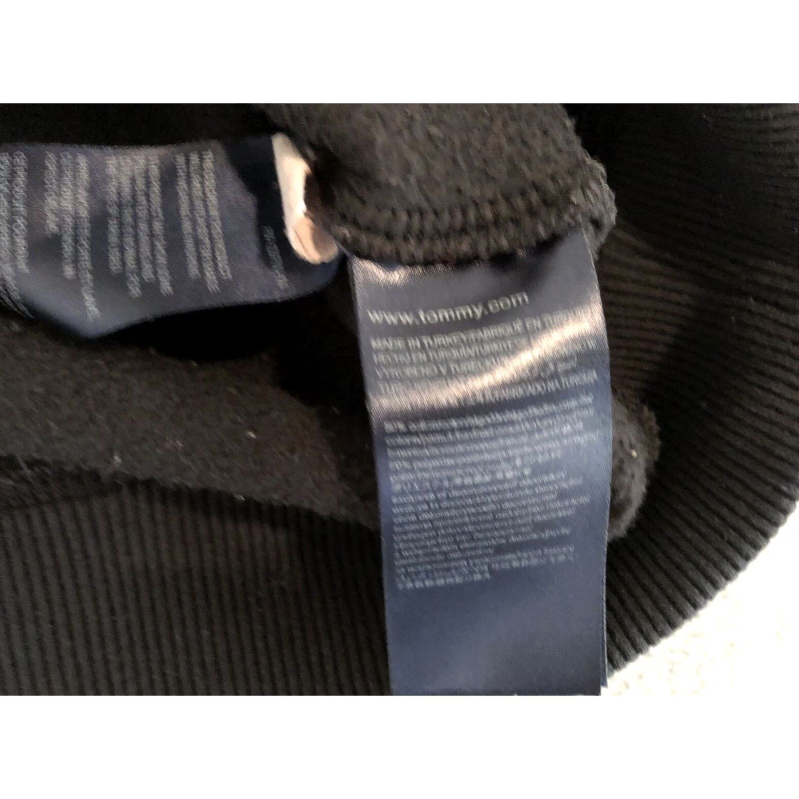Tommy Hilfiger Tommy Hilfiger Jeans Black Big Logo Spellout Pullover Crewneck Sweater XS Men Shirt/Top? Size US XS / EU 42 / 0 - 5 Thumbnail