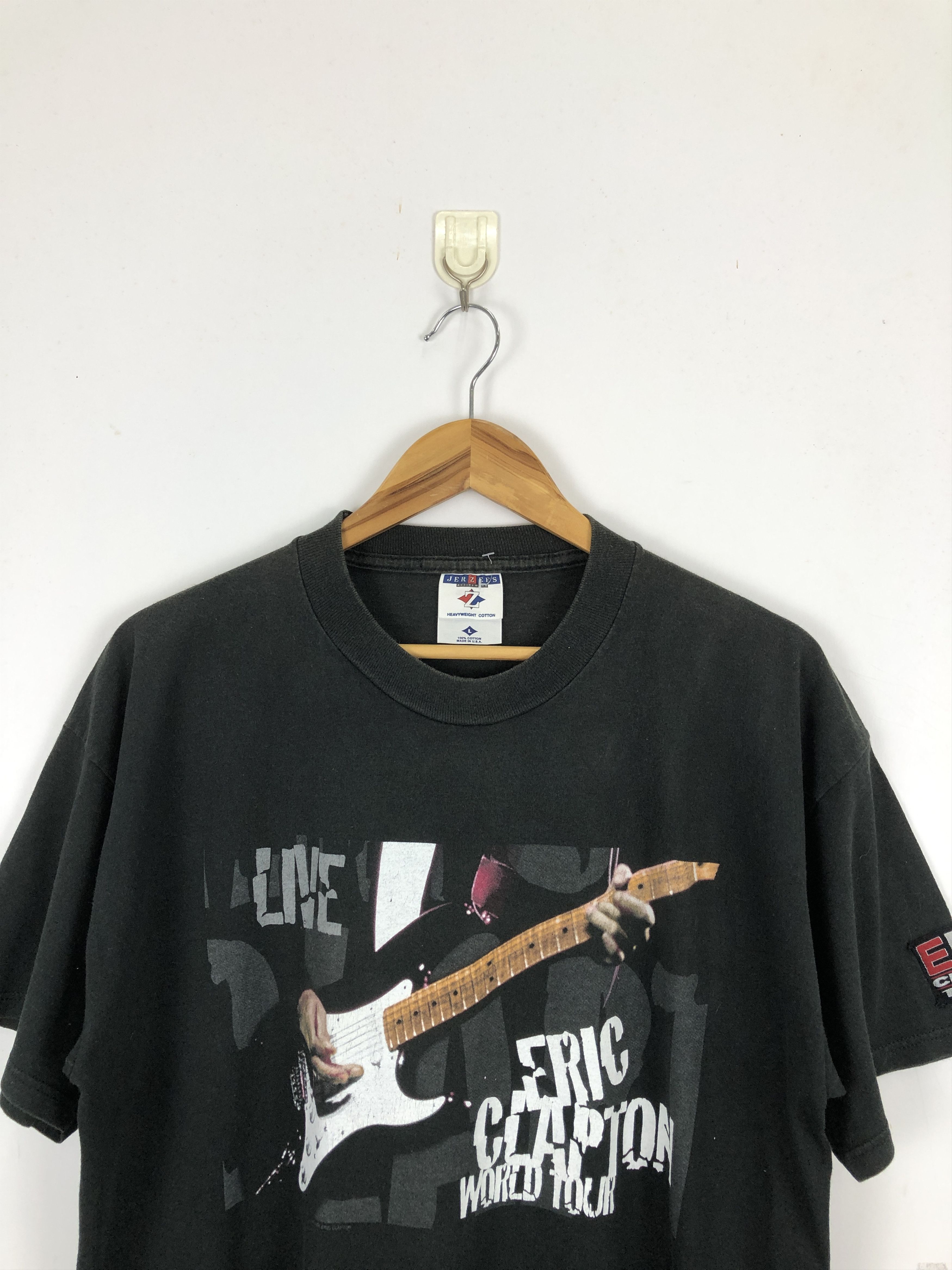 Band Tees × Vintage 90s Vintage Eric Clapton Japan Tour 1999 T Shirt TA0467 Size US L / EU 52-54 / 3 - 2 Thumbnail