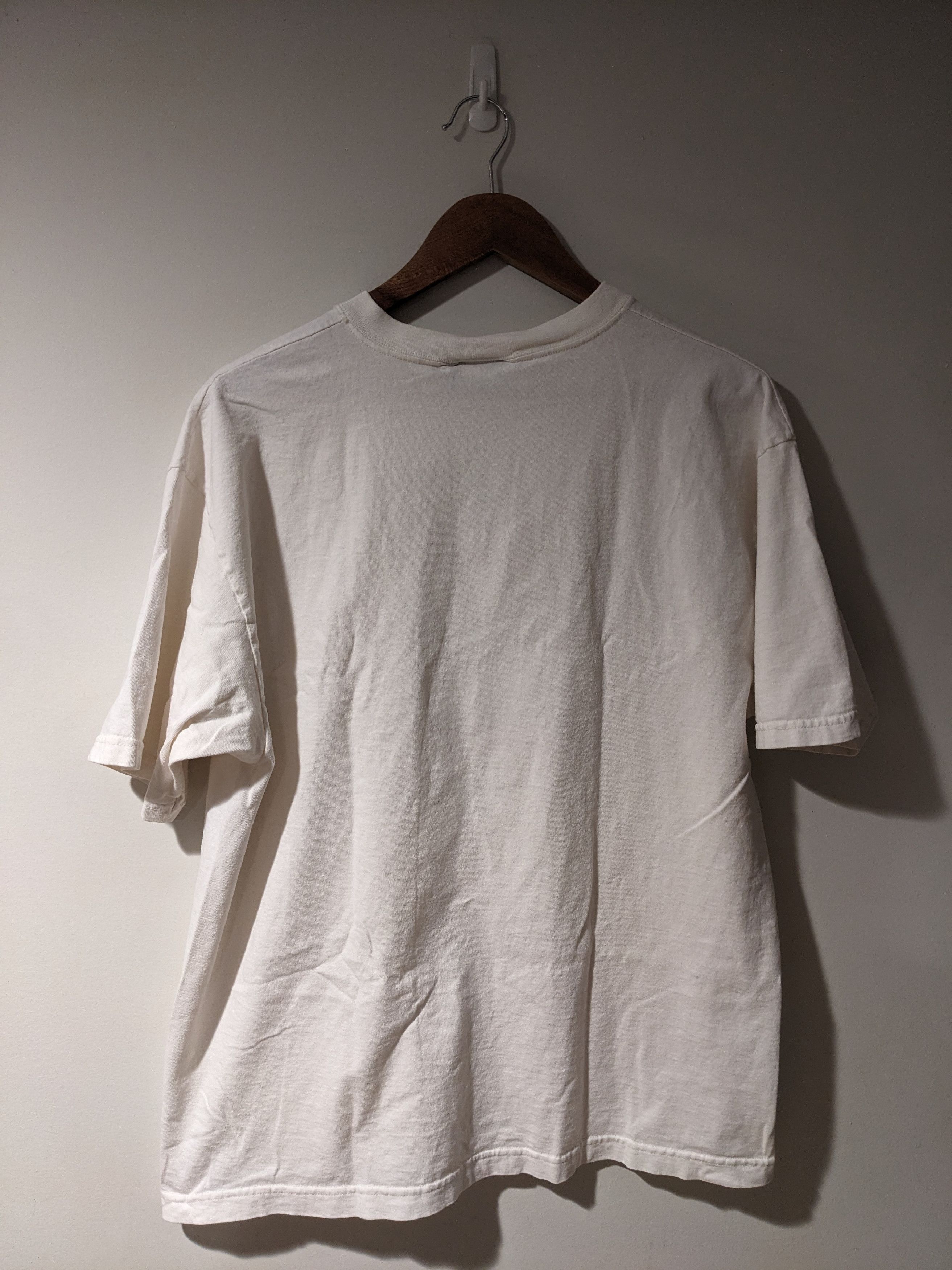 Vintage Vintage 90s Grass Roots Flower Seeds Assortments T-Shirt Size US L / EU 52-54 / 3 - 8 Thumbnail