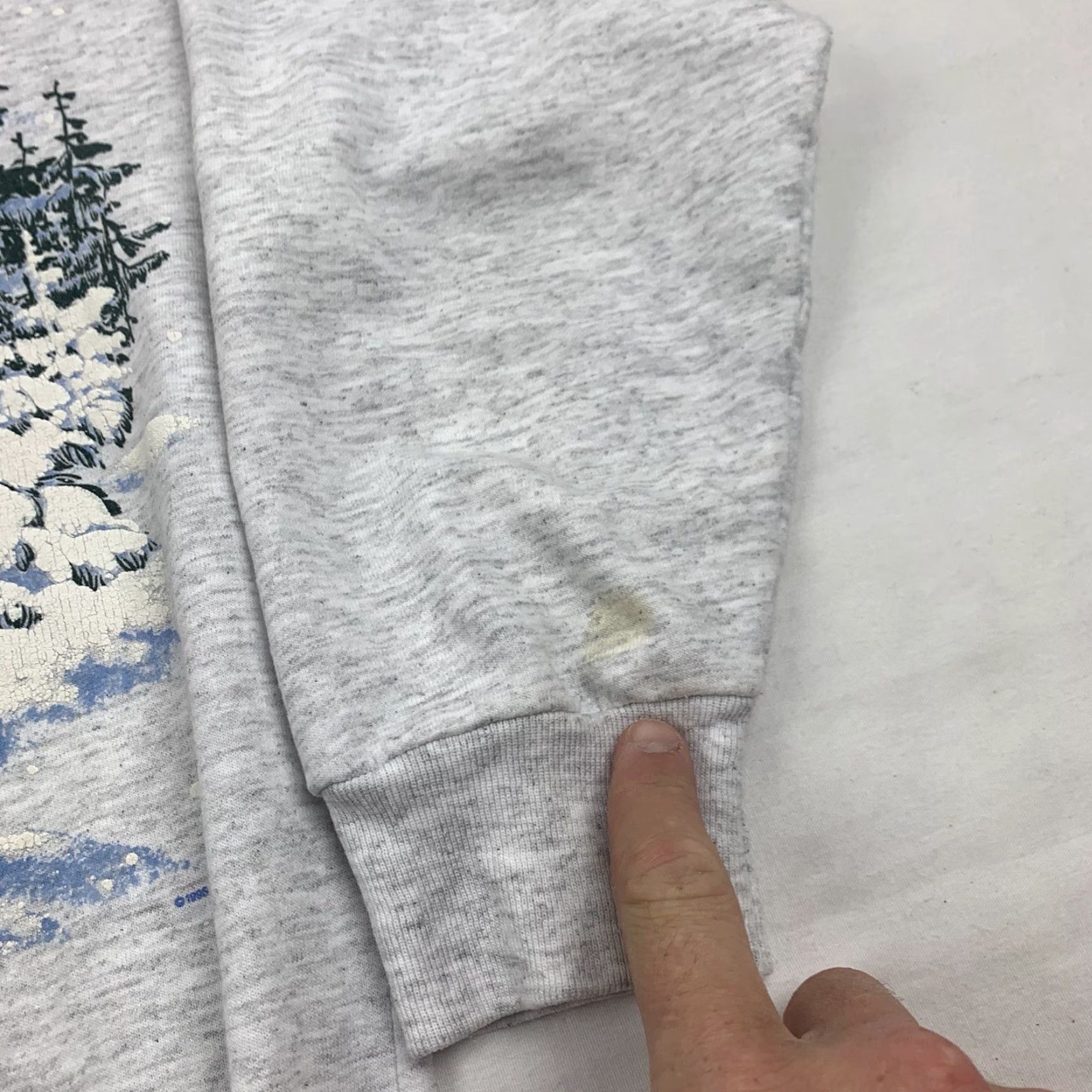 Vintage VINTAGE Grays Sweatshirt Shirt Womens M Gray Christmas Winter Nature Outdoor 90s Holiday Log Cabin Mens Womens Size M / US 6-8 / IT 42-44 - 3 Thumbnail