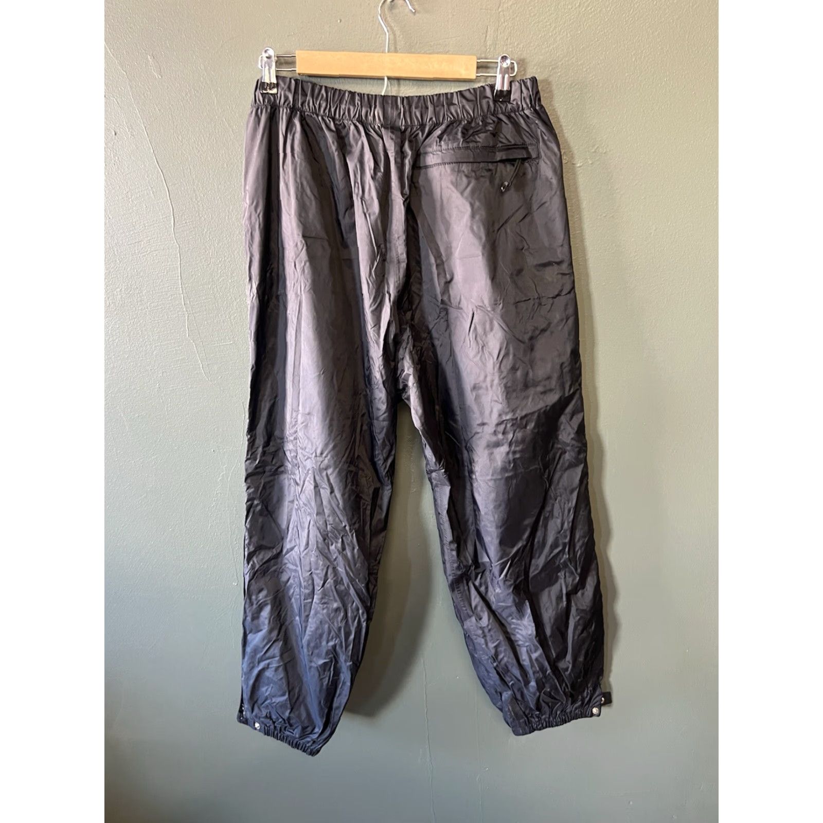 Vintage VINTAGE REI Womens Pants Outdoor Black Nylon Size 16 Size 38" / US 16 / IT 52 - 2 Thumbnail