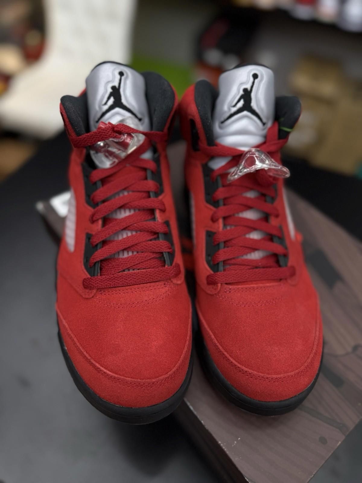 Jordan Brand Size 8 - Jordan Retro 5 Raging Bull (2021) Mens (NEW) Size US 8 / EU 41 - 9 Thumbnail