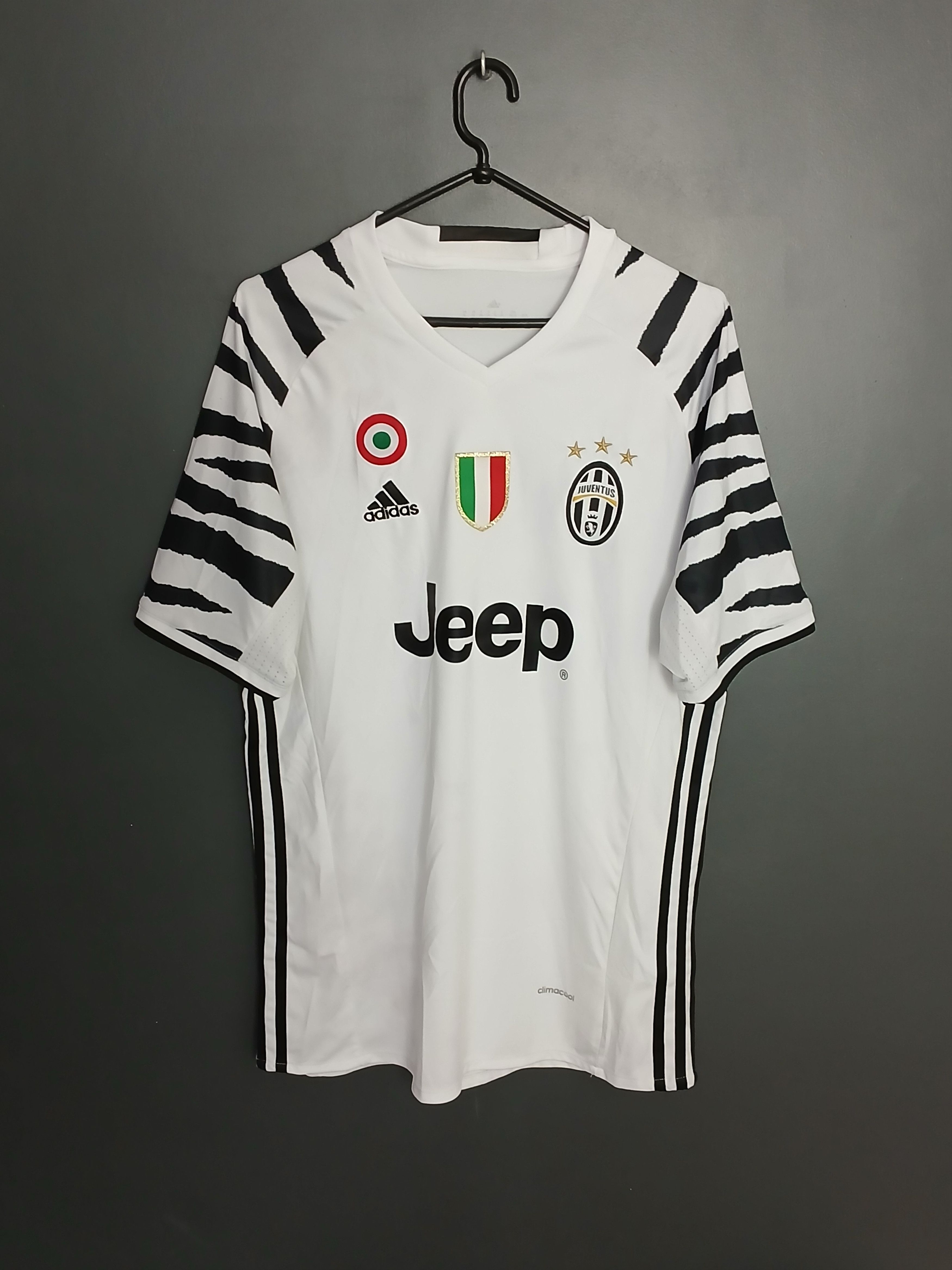 Other Juventus 16/17 Third Football Jersey T-Shirt Size US XL / EU 56 / 4 - 1 Thumbnail