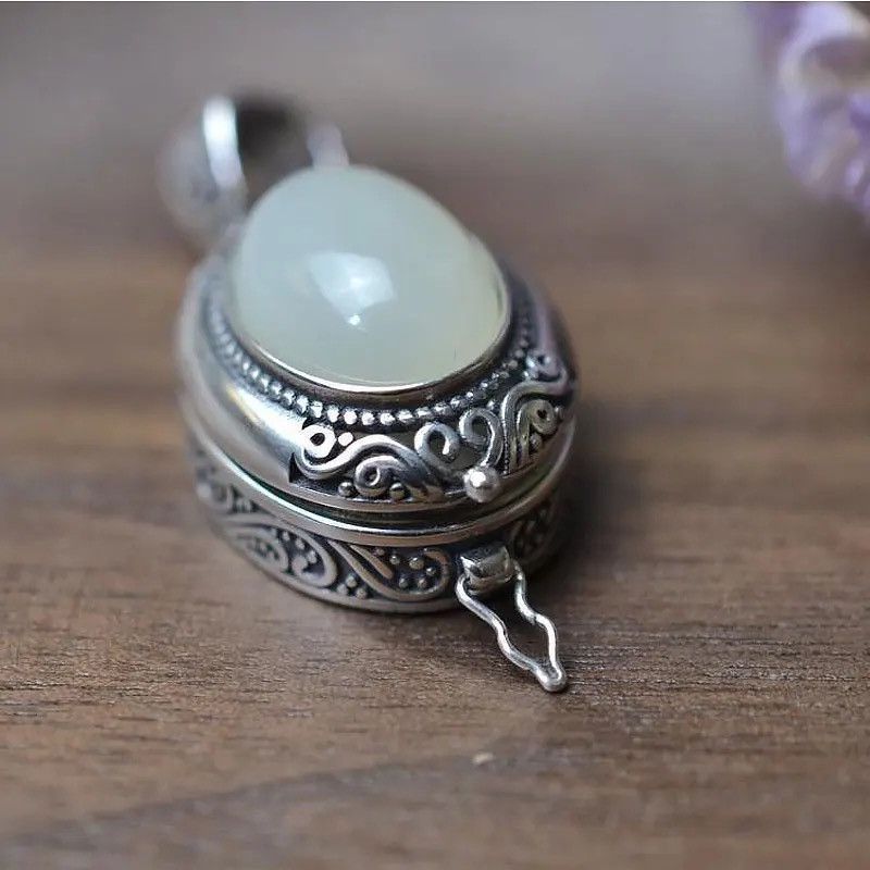 Jewelry Jade Aromatherapy Locket Pendant (Pendant Only) Size ONE SIZE - 2 Thumbnail