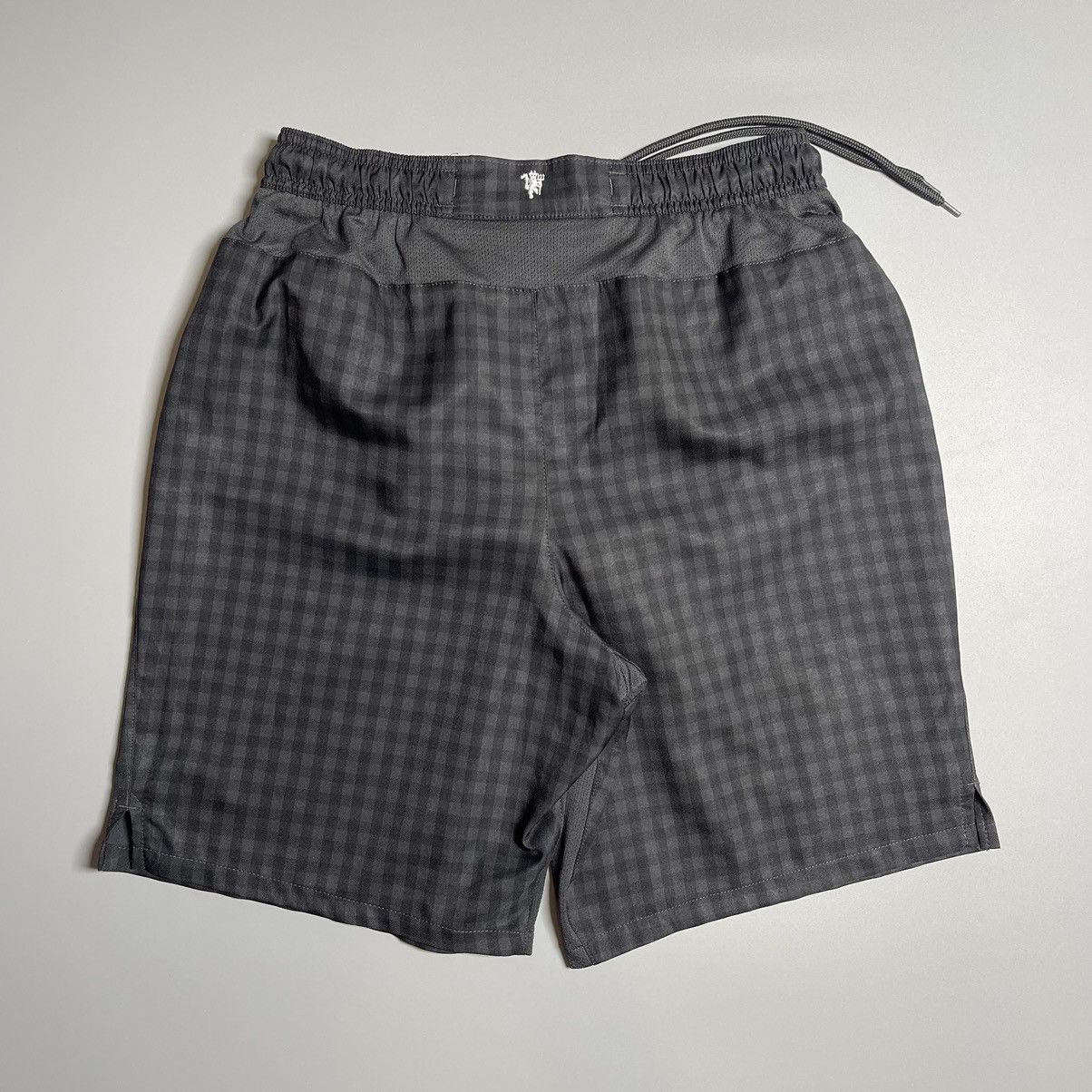 Nike × Vintage MANCHESTER UNITED NIKE 2012/2013 FOOTBALL AWAY SHORT Size US 34 / EU 50 - 7 Thumbnail