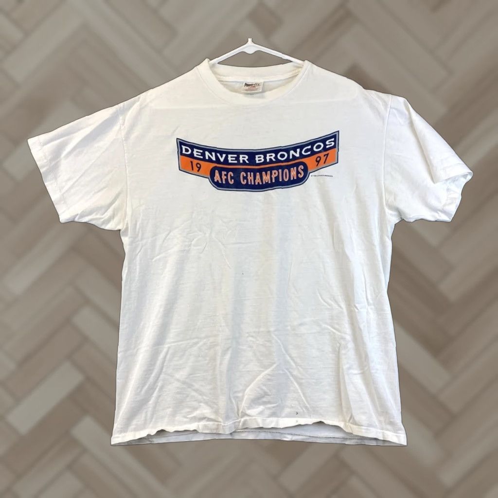 Vintage VINTAGE Power Pro Denver Broncos T-Shirt Most Relevant Category: T-Shirt Adult XL White 1997 Sports USA 90s Mens Size US XL / EU 56 / 4 - 1 Thumbnail
