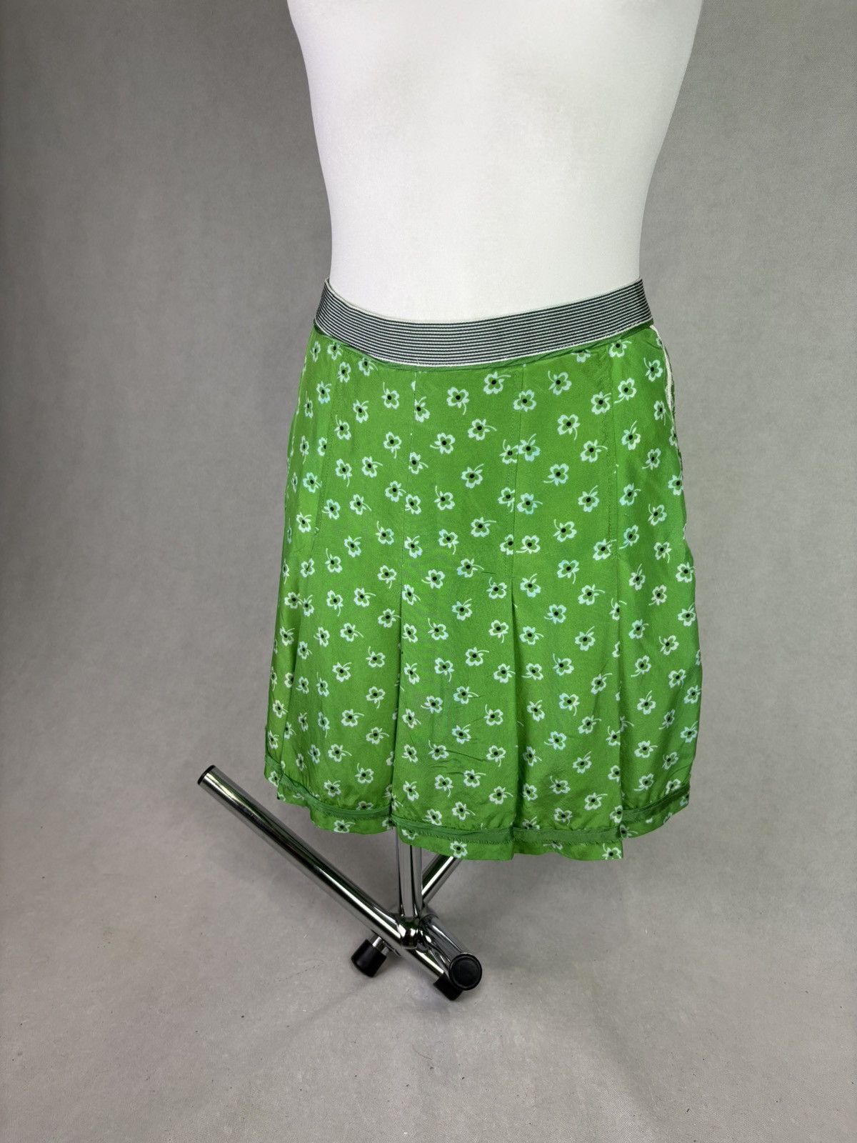 Dolce & Gabbana Dolce & Gabbana silk skirt Size 28" / US 6 / IT 42 - 2 Thumbnail