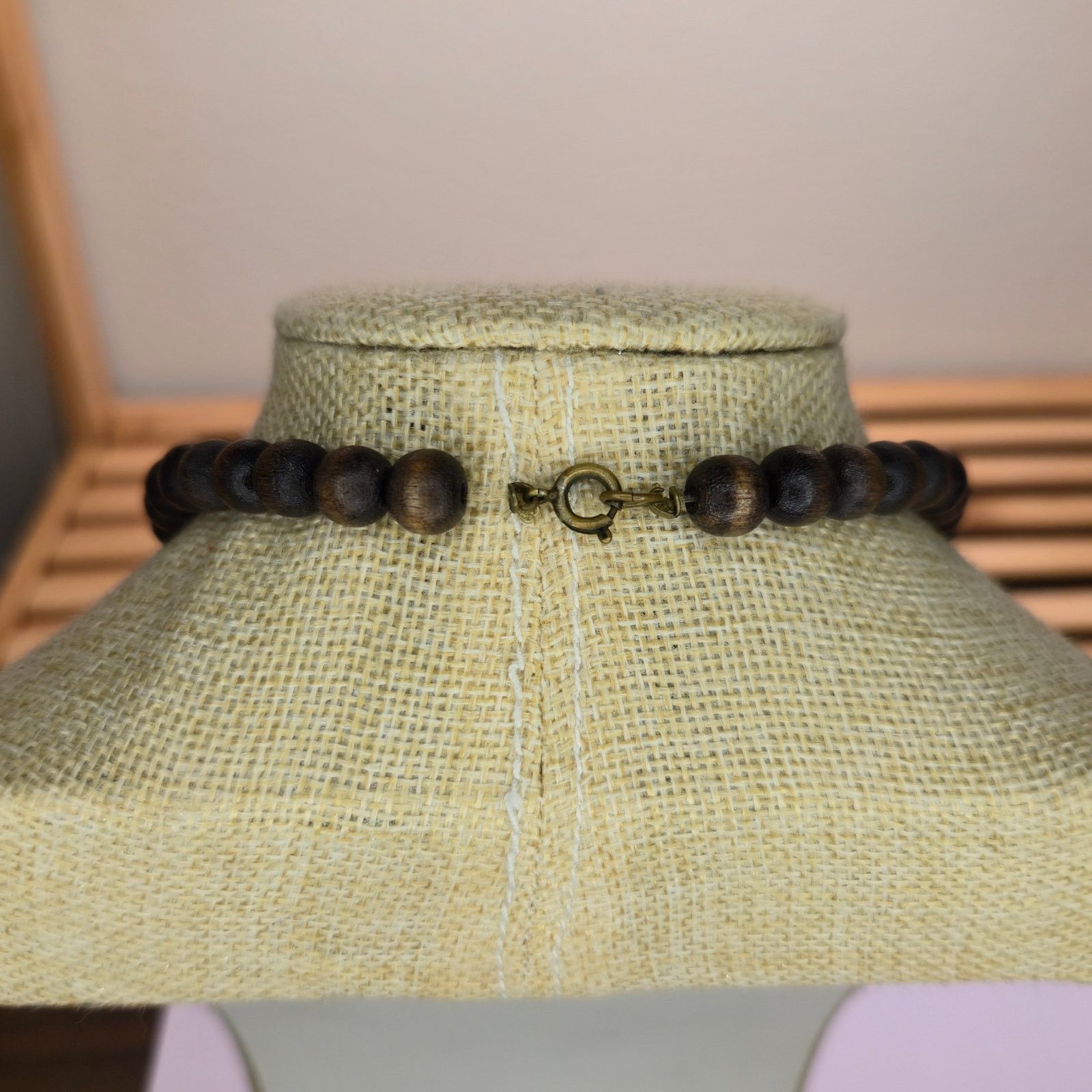 Vintage Vintage Chunky Statement Necklace Tiger Cone Shell Fringe Size ONE SIZE - 9 Thumbnail