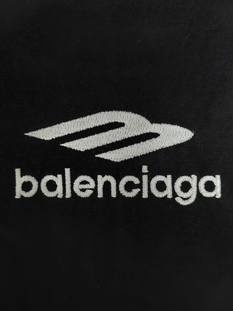 Balenciaga Balenciaga 24SS red and white SPORTS 3B splicing Sports hoo Size US S / EU 44-46 / 1 - 3 Thumbnail