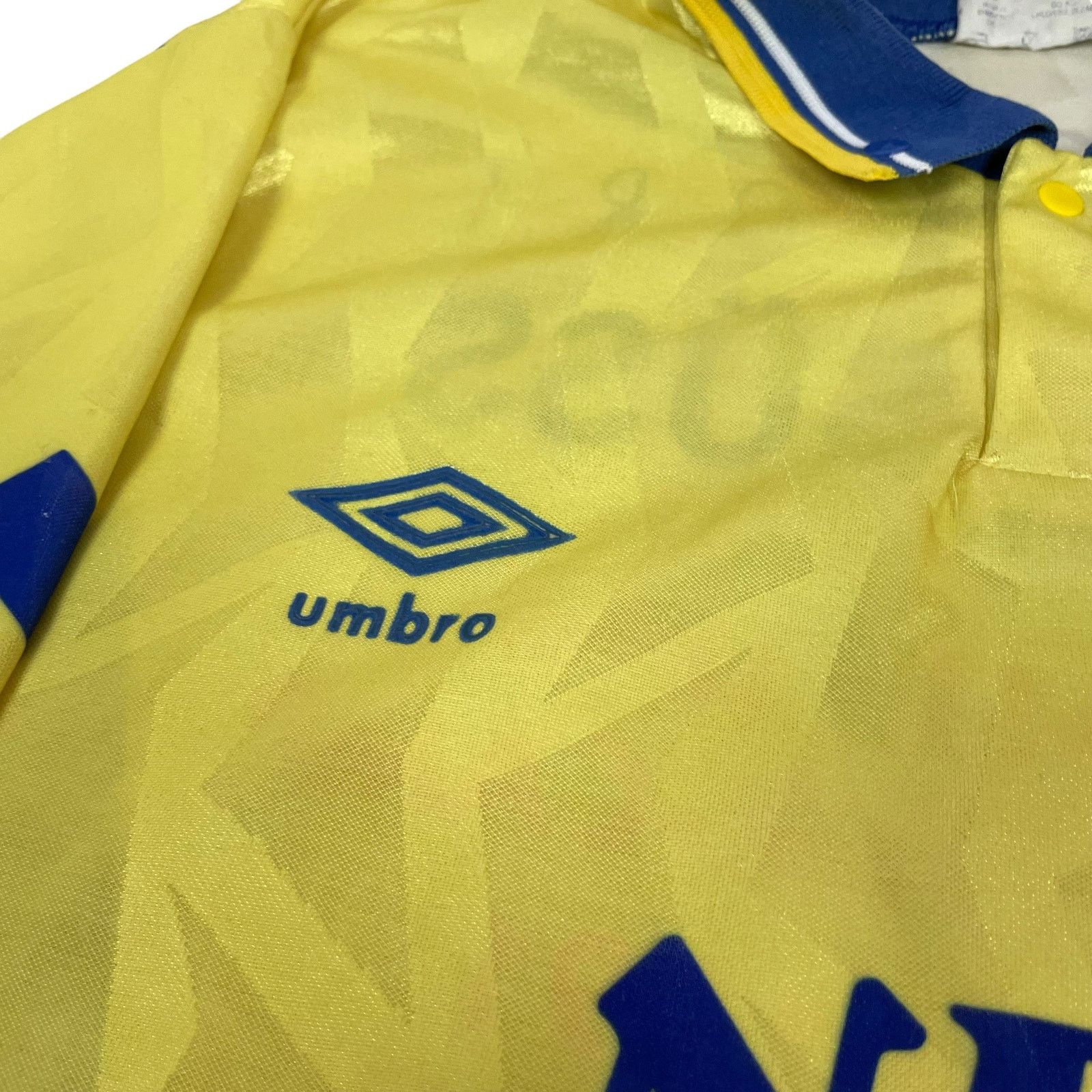 Umbro × Vintage Vintage Umbro Men's Yellow Everton F.C. Football Jersey XL Size US XL / EU 56 / 4 - 3 Thumbnail