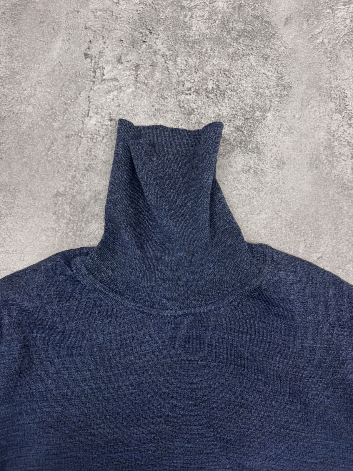 Hugo Boss Hugo Boss Men's Blue Wool Turtle neck Sweater Medium Size US M / EU 48-50 / 2 - 3 Thumbnail