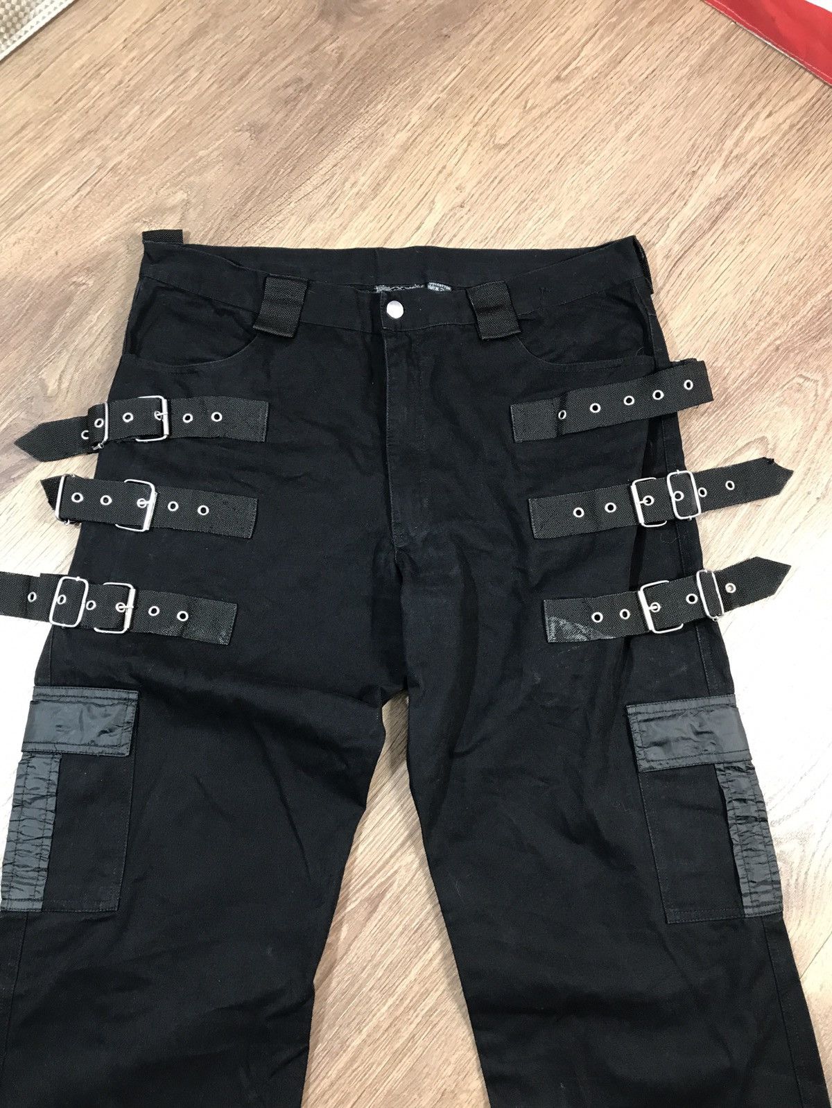 Japanese Brand Multipocket Avant Garde Pants Size US 38 / EU 54 - 3 Thumbnail
