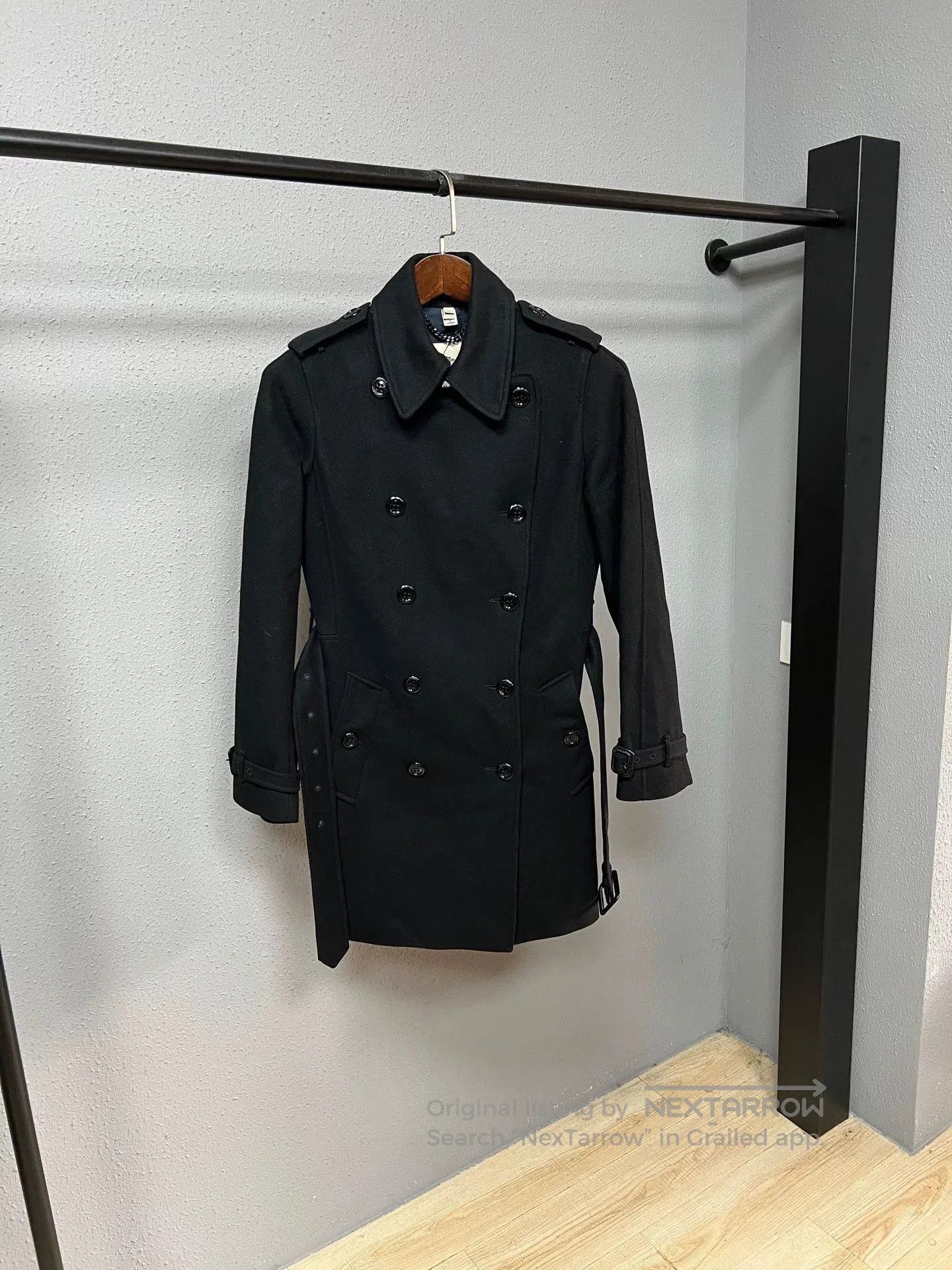 Burberry burberry wool coat in excellent condition. Size S / US 4 / IT 40 - 1 Thumbnail