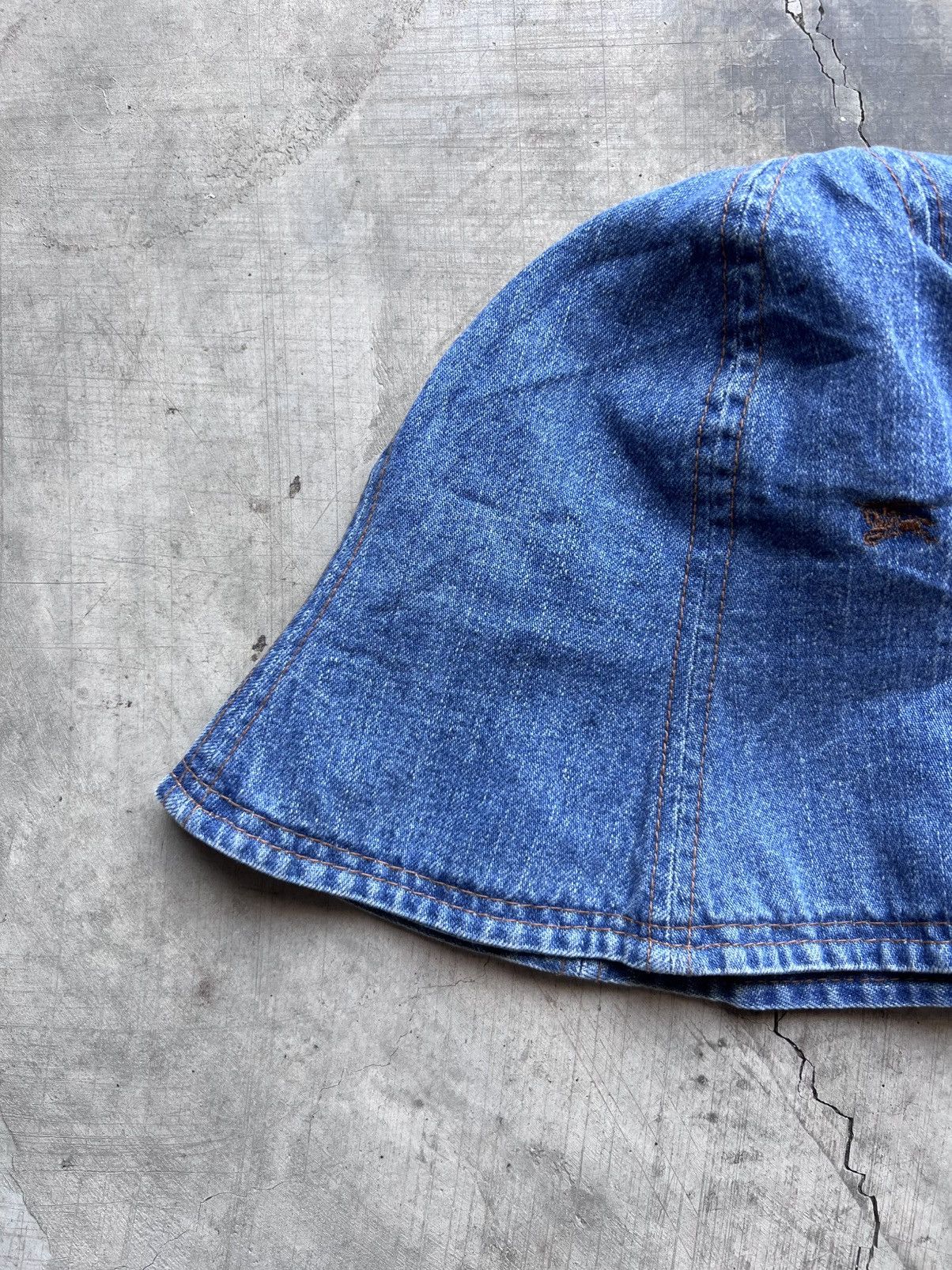 Burberry Burberry Blue Label Denim Bucket Hat Size ONE SIZE - 3 Thumbnail