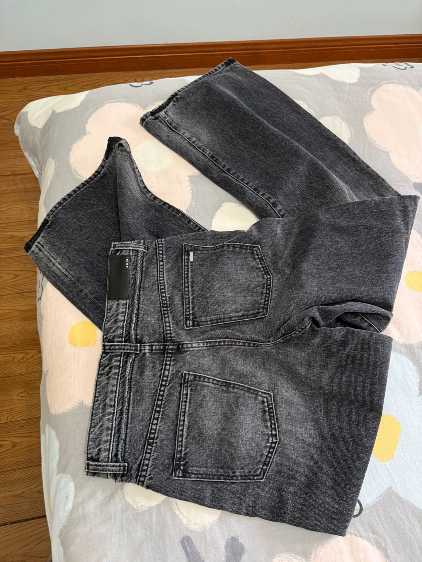 Amiri AMIRI jeans like new great fit & fabric 74-76 waist US29-30 Size US 29 - 6 Thumbnail
