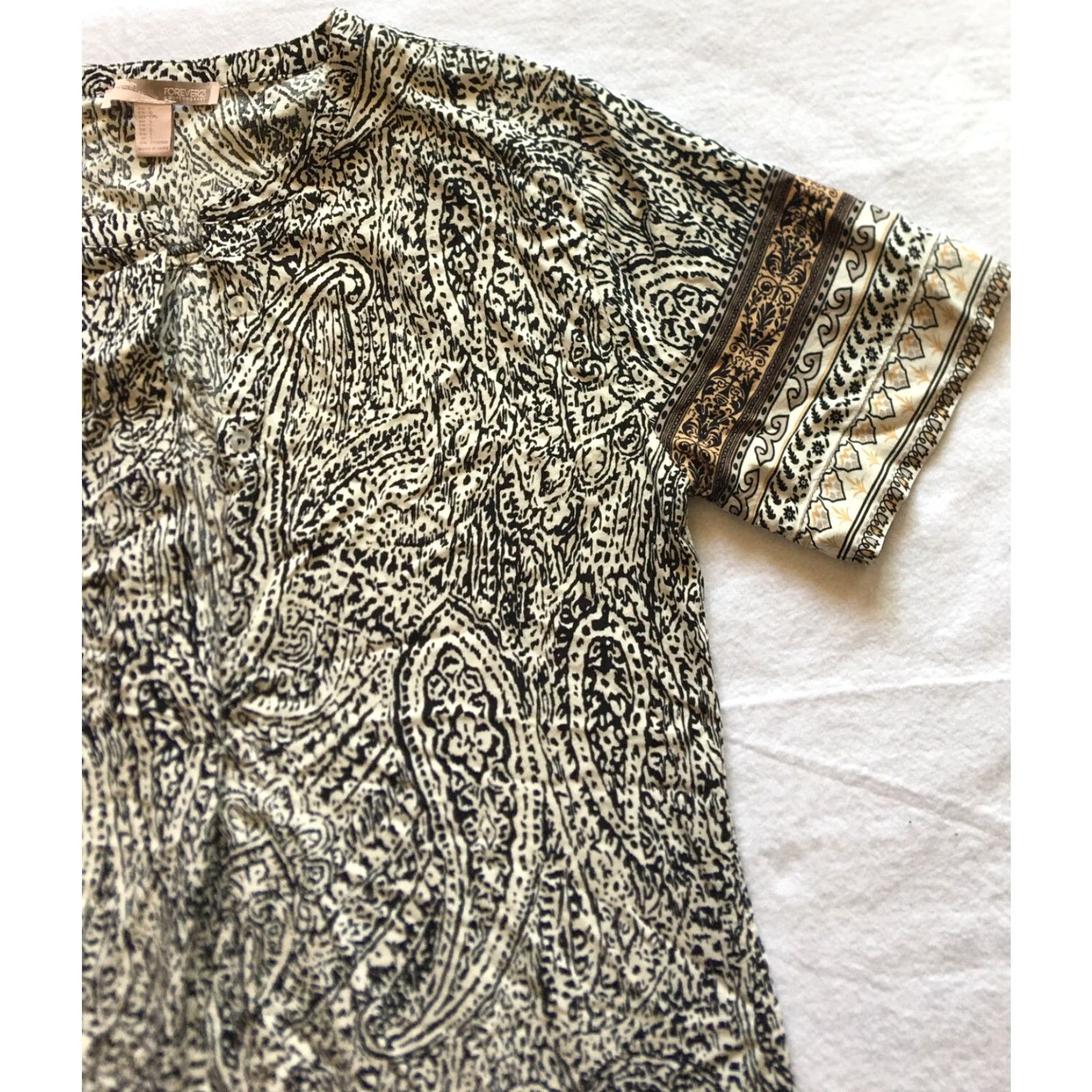 Forever 21 FOREVER 21 Shirt Dress Tunic / B7 / Ivory Black Animal Print / Button-Up / Collared / Sleeveless Long Shirt Dress / L / Women Size L / US 10 / IT 46 - 4 Thumbnail